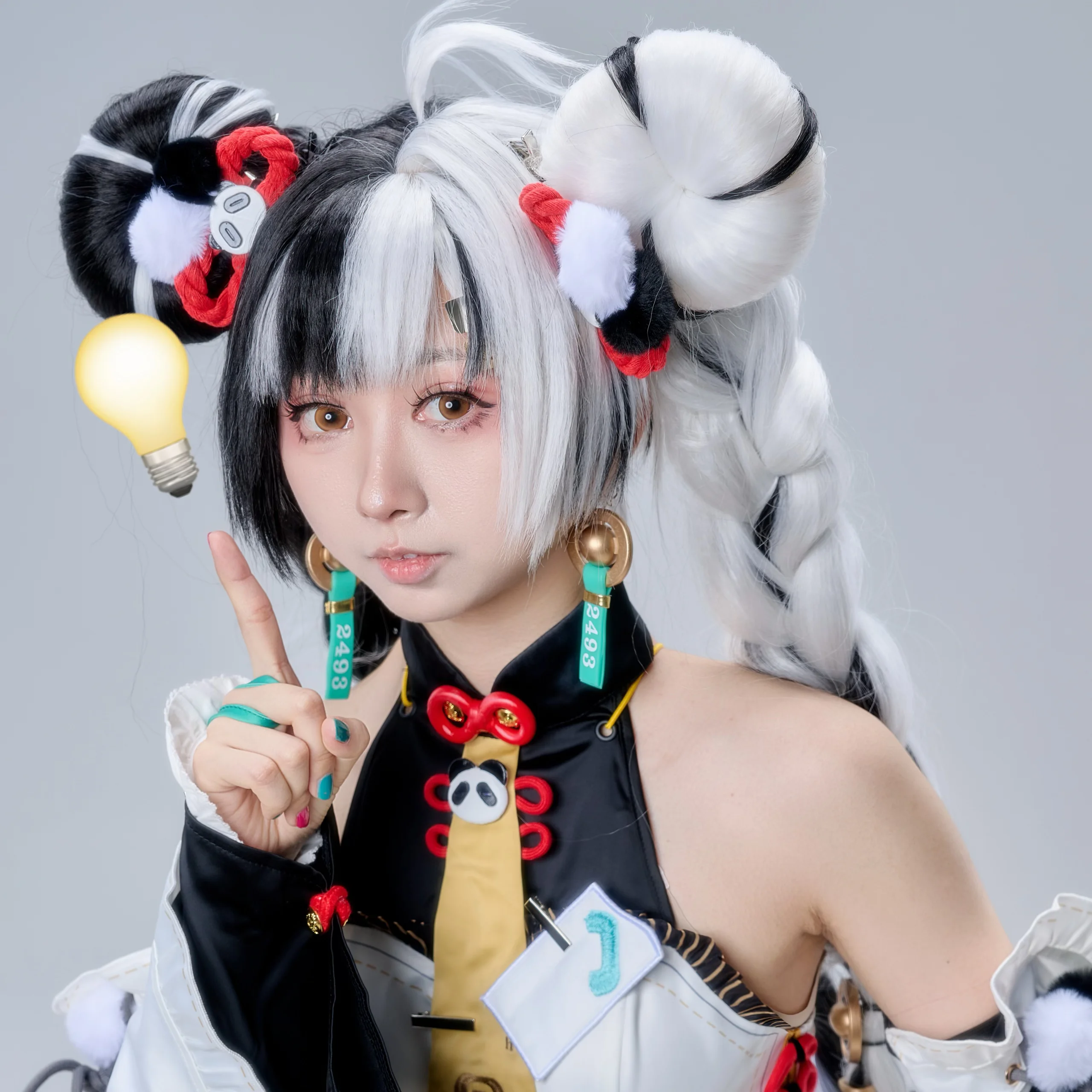 【琉音cos】絕區零裡的熊貓少女，細節滿滿的角色詮釋