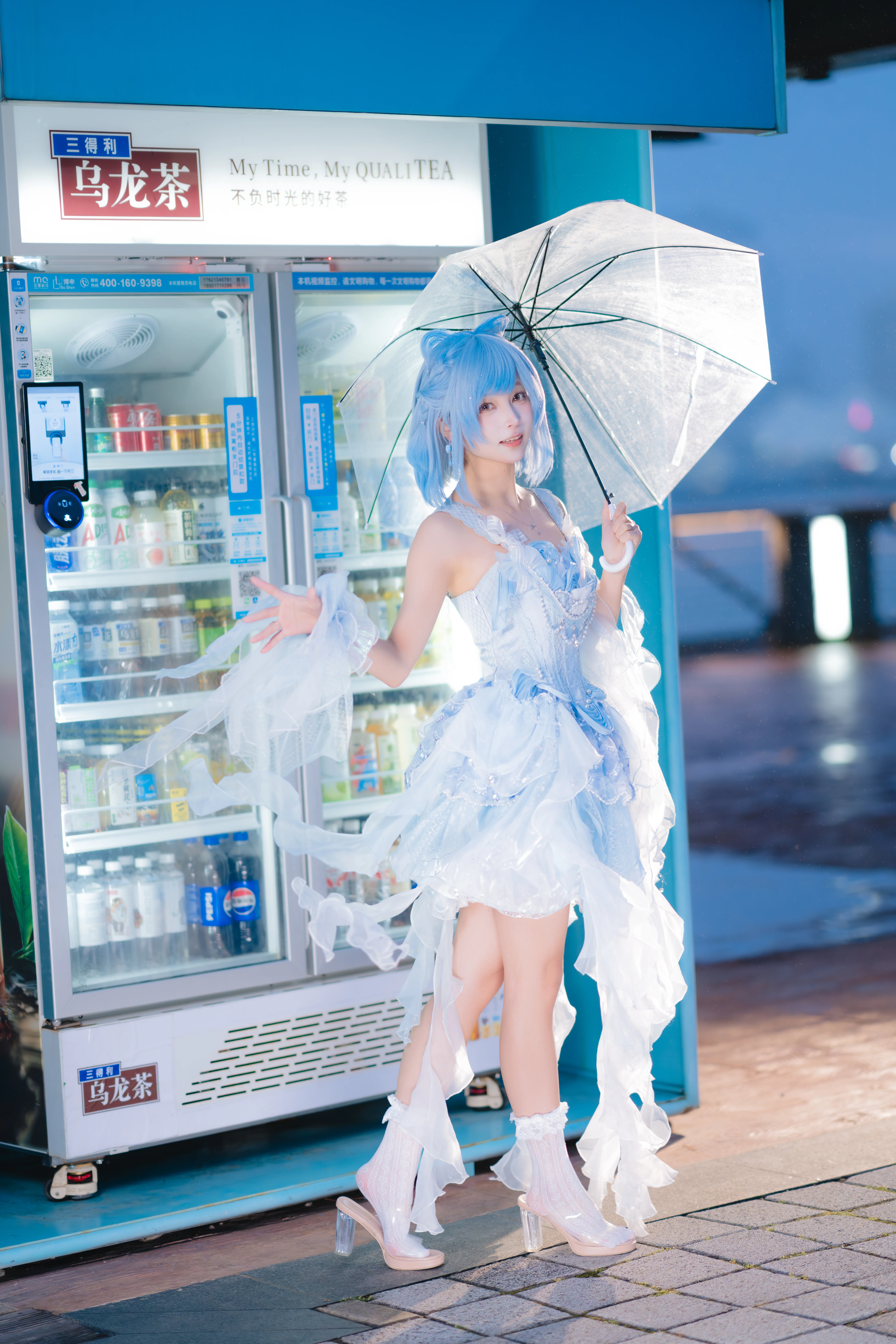 【水藍藍cos】把洛克王國世界的魔法帶到現實夜景裡 - 第 9 張