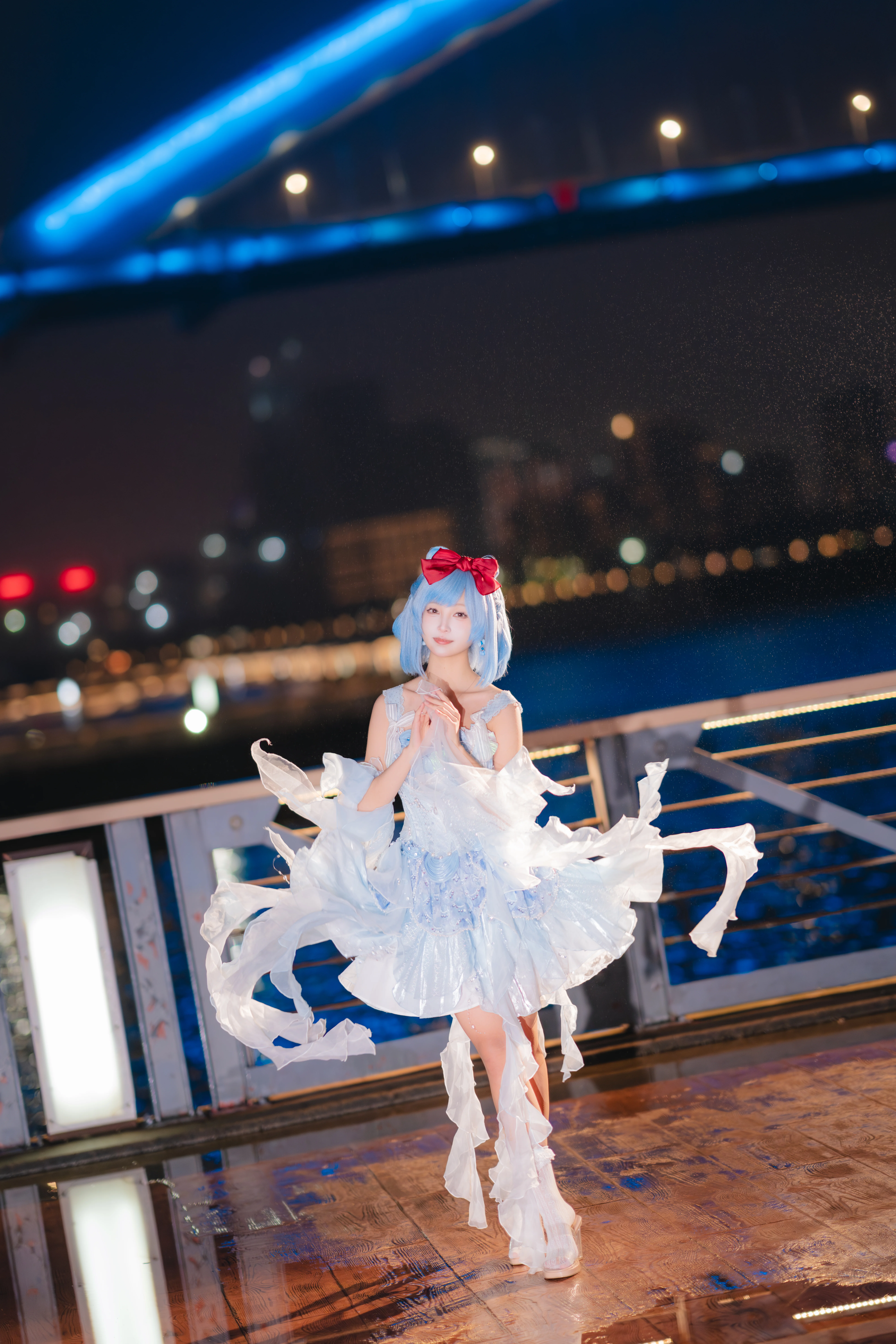 【水蓝蓝cos】洛克王国世界，雨夜江桥的水之魔法 - 第 6 张
