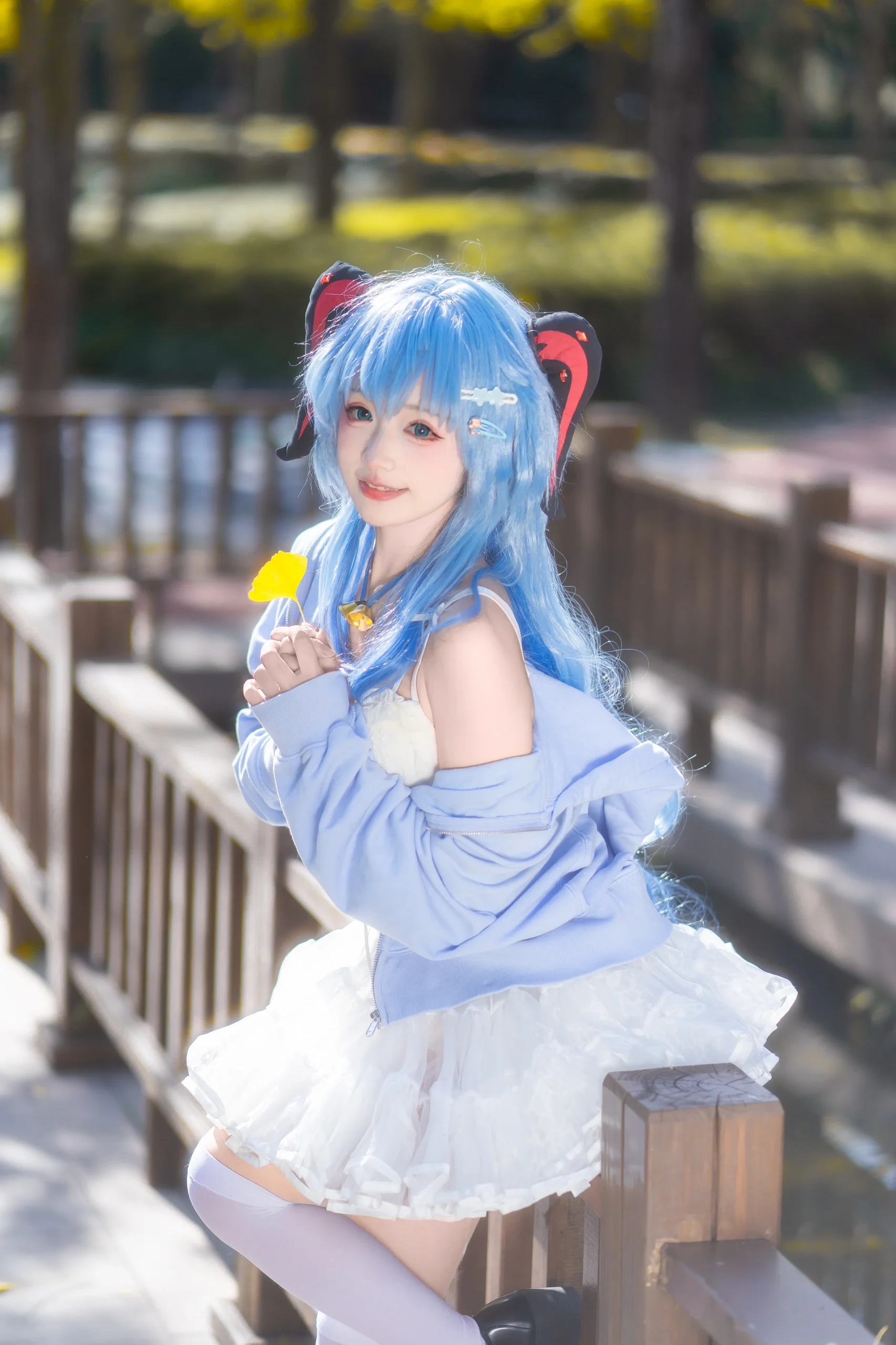 【甘雨cos】原神里的银杏叶与蓝色精灵