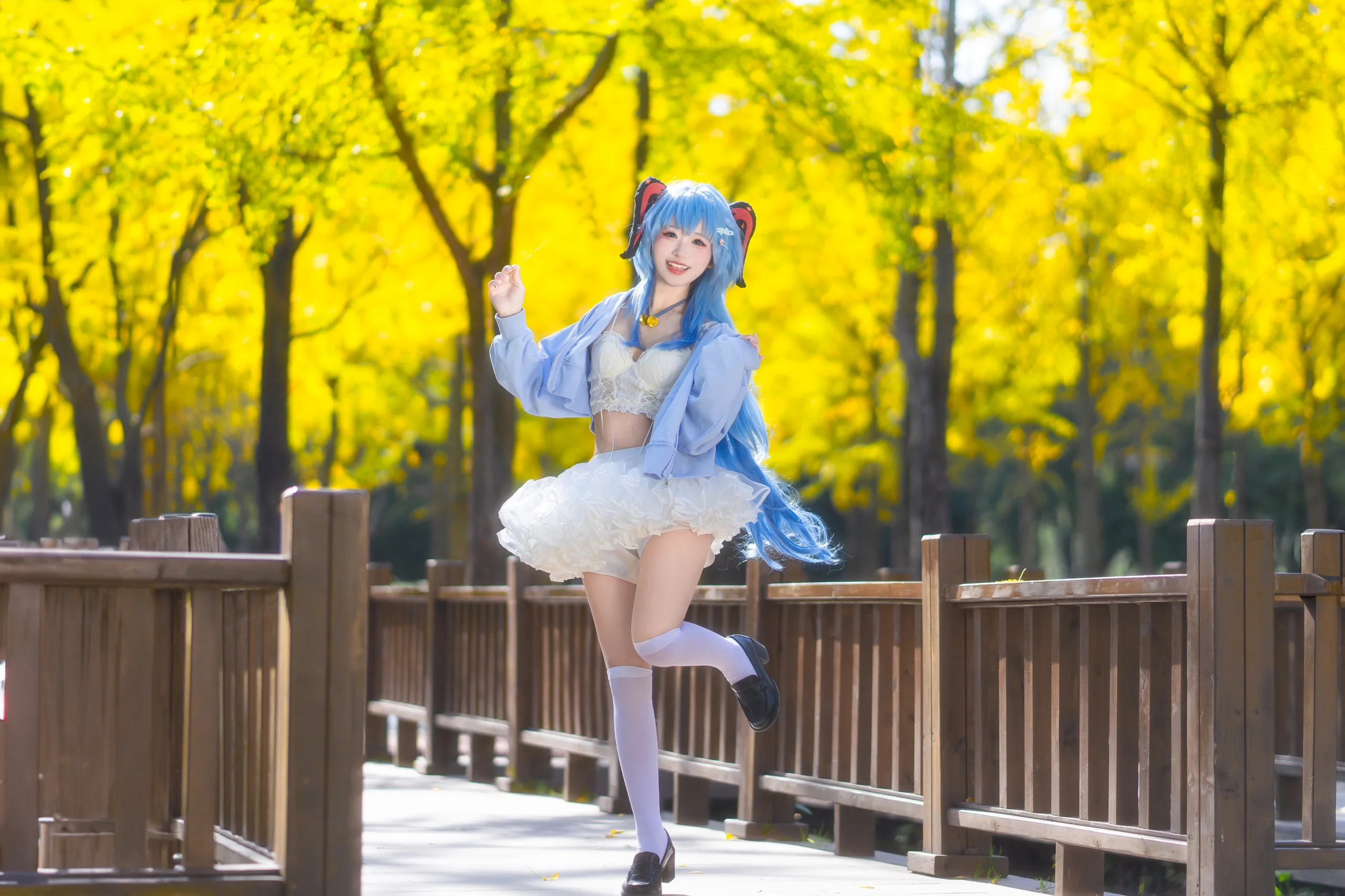 【甘雨cos】原神里的银杏叶与蓝色精灵 - 第 6 张