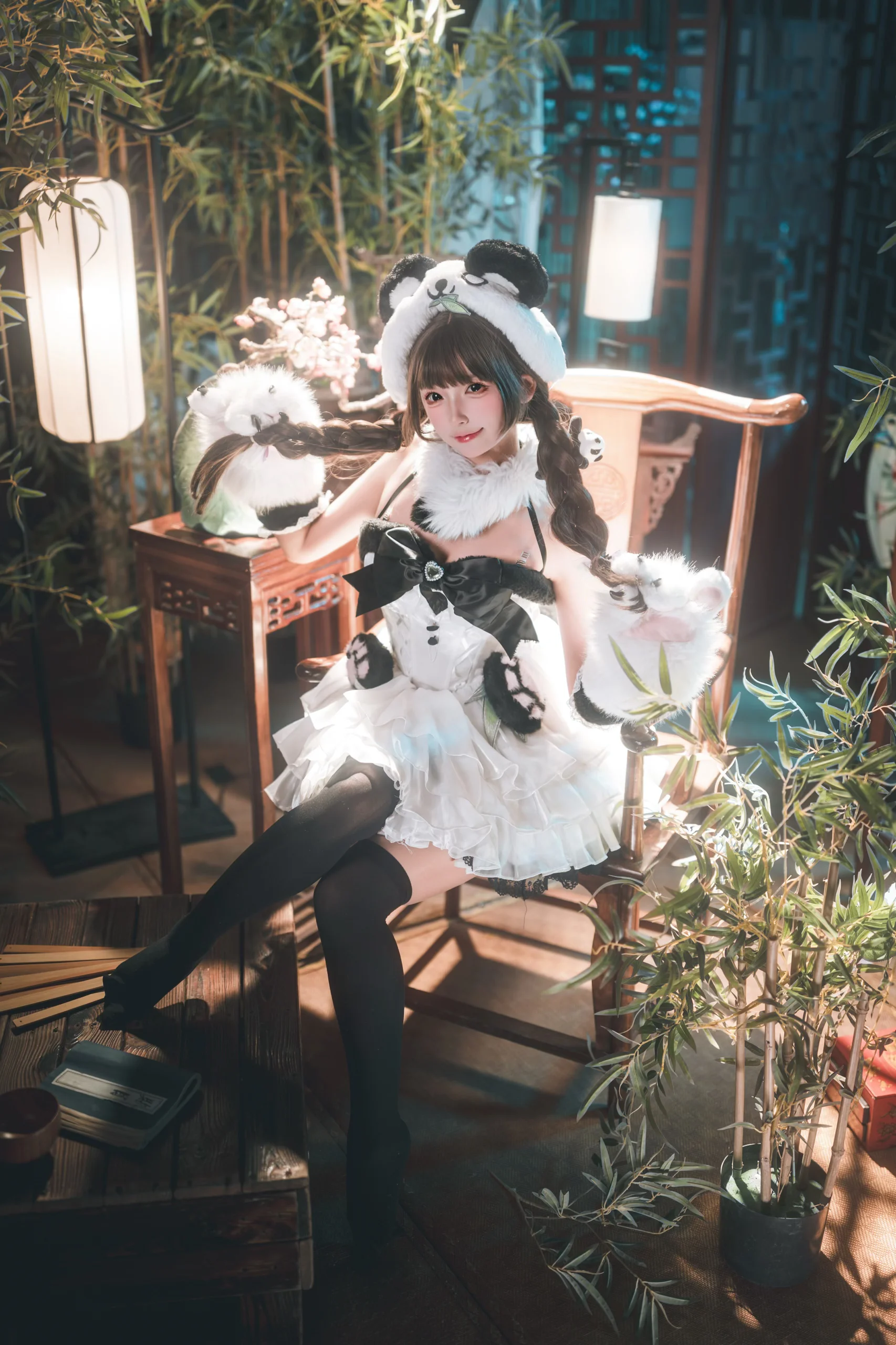 【沈妙cos】永劫无间里的熊猫少女，竹影间的元气瞬间 - 第 4 张