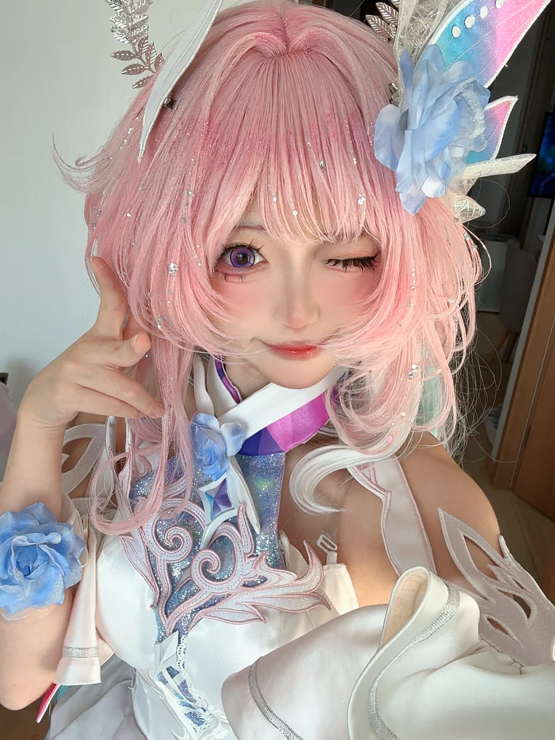 【昔漣cos】崩壞星穹鐵道里夢幻靈動的粉彩時刻