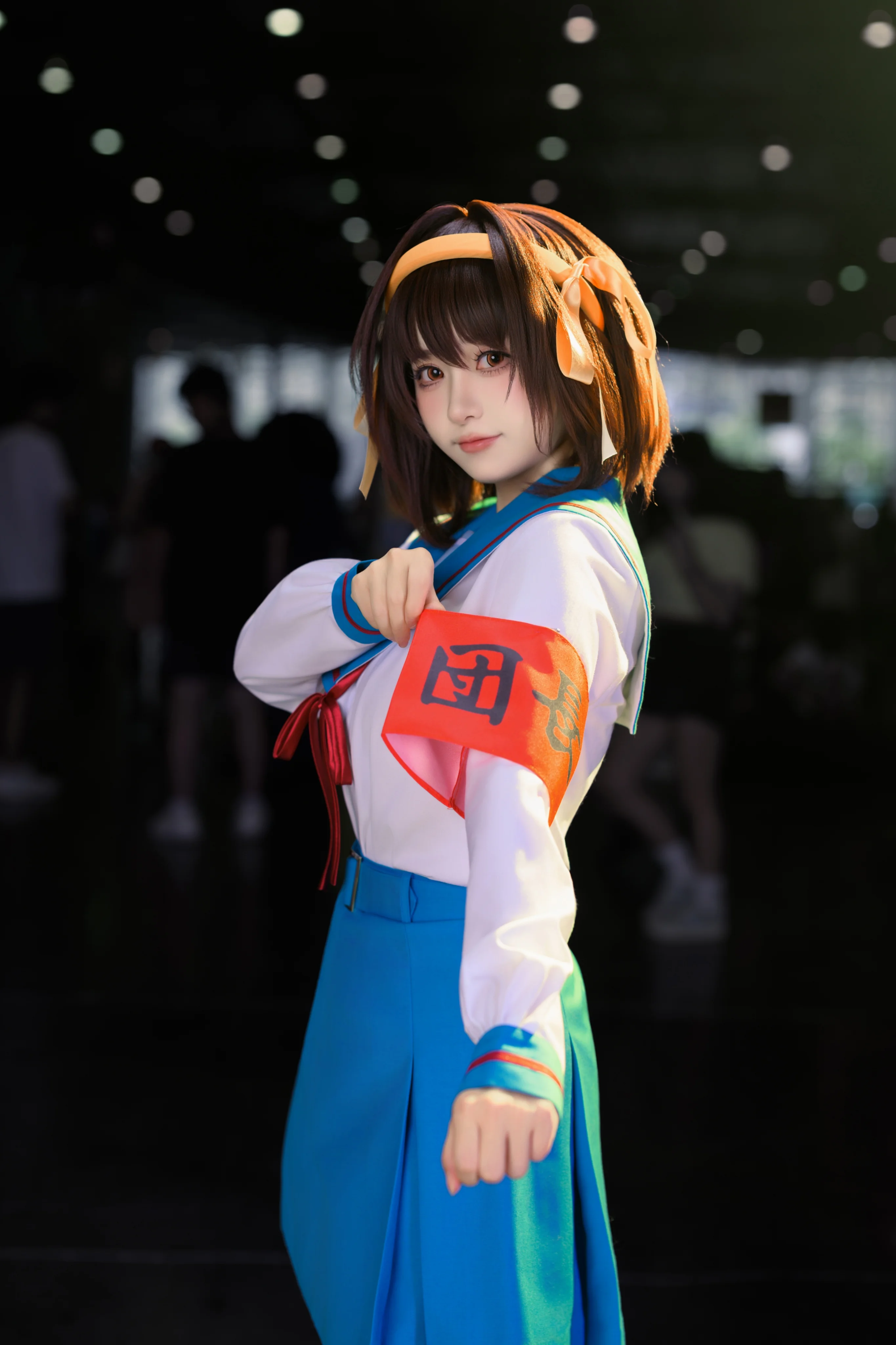 【凉宫春日cos】漫展场照动作参考，团长降临 - 第 2 张