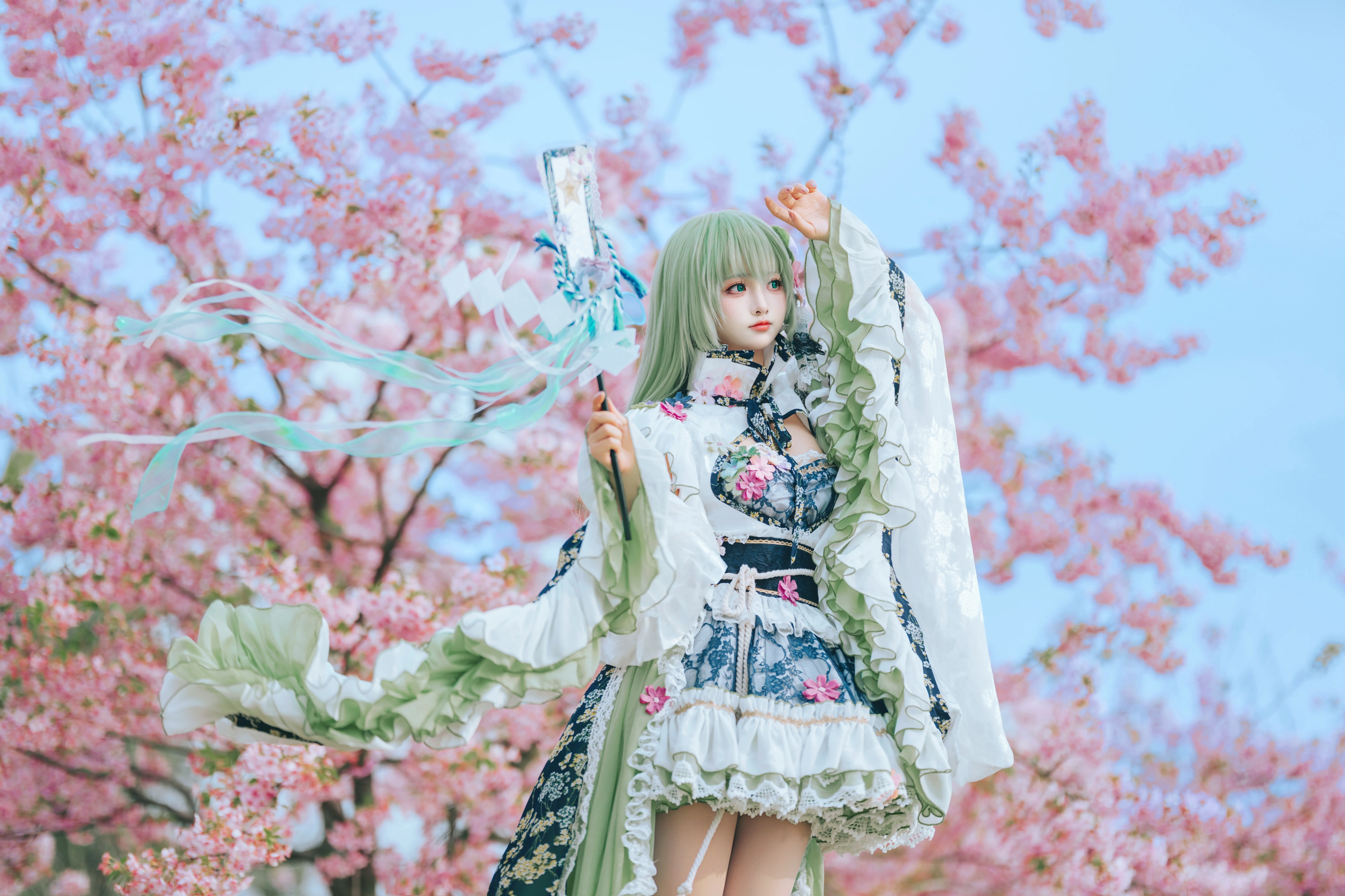 【东风谷早苗cos】春日樱花与守矢神社的清新幻想 - 第 2 张