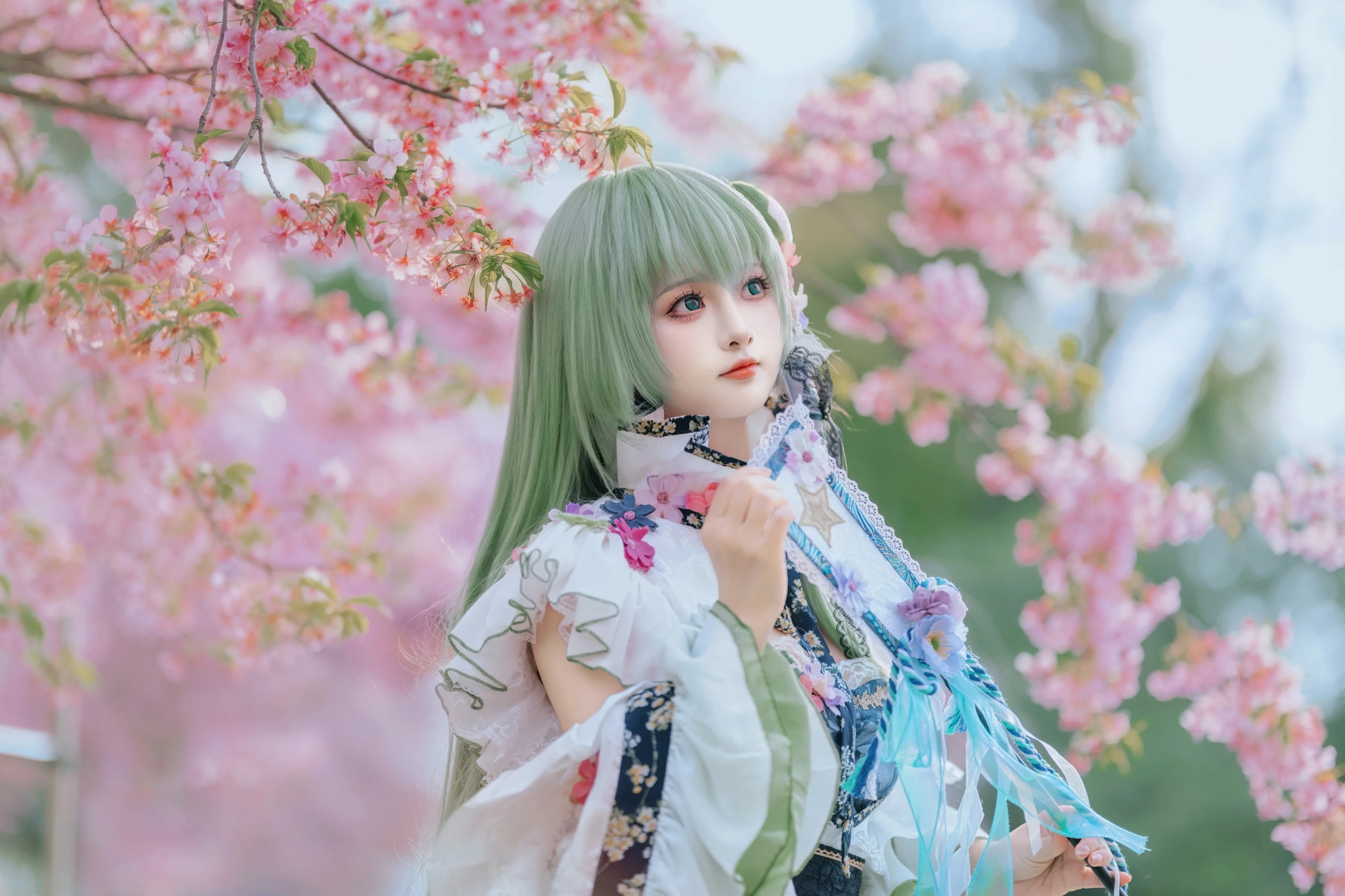 【东风谷早苗cos】春日樱花与守矢神社的清新幻想 - 第 5 张