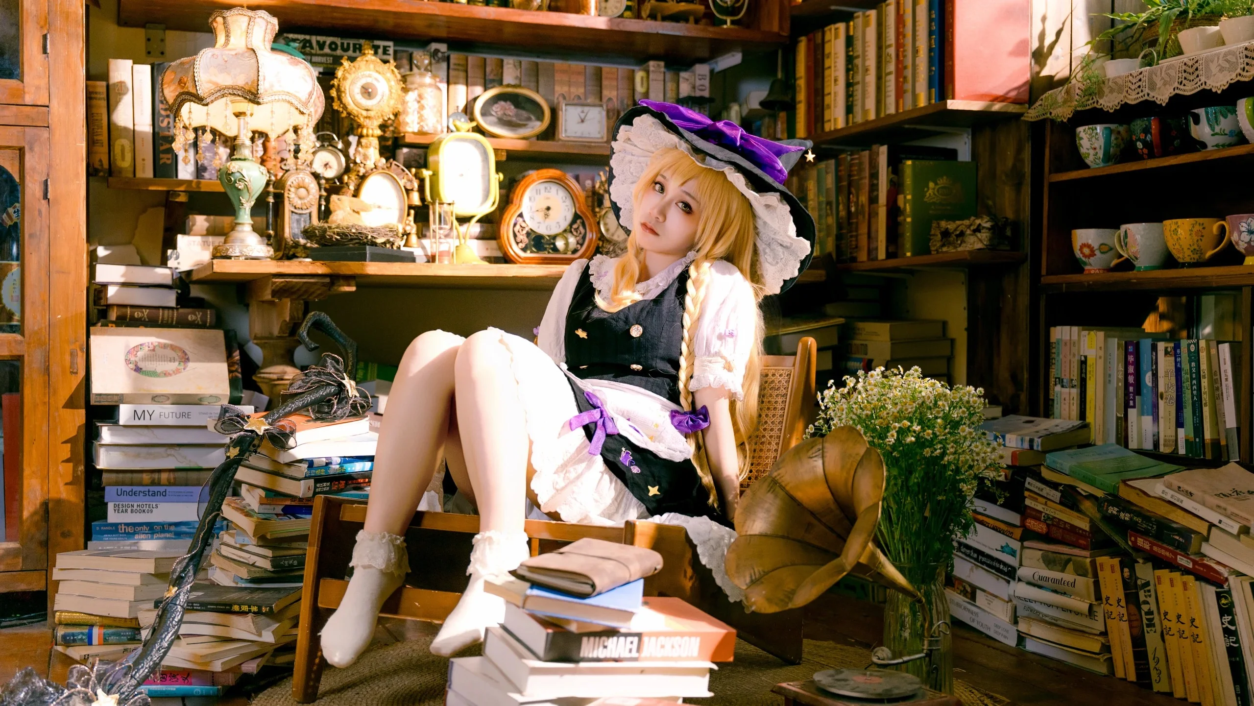 【雾雨魔理沙cos】魔法少女在古旧书库中的神秘瞬间 - 第11张