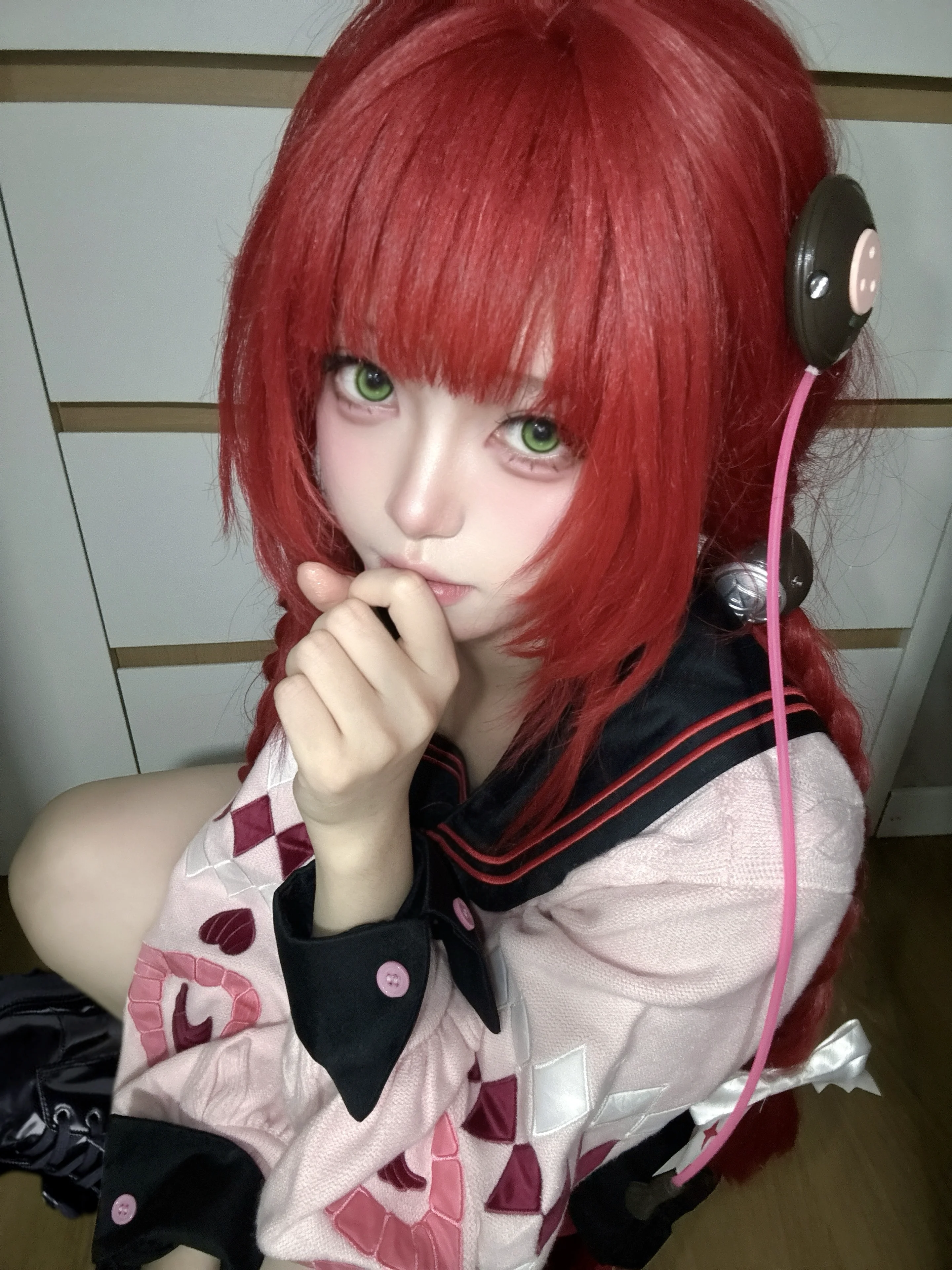 【浮波柚叶cos】绝区零里的红发少女，今天也要来点恶作剧