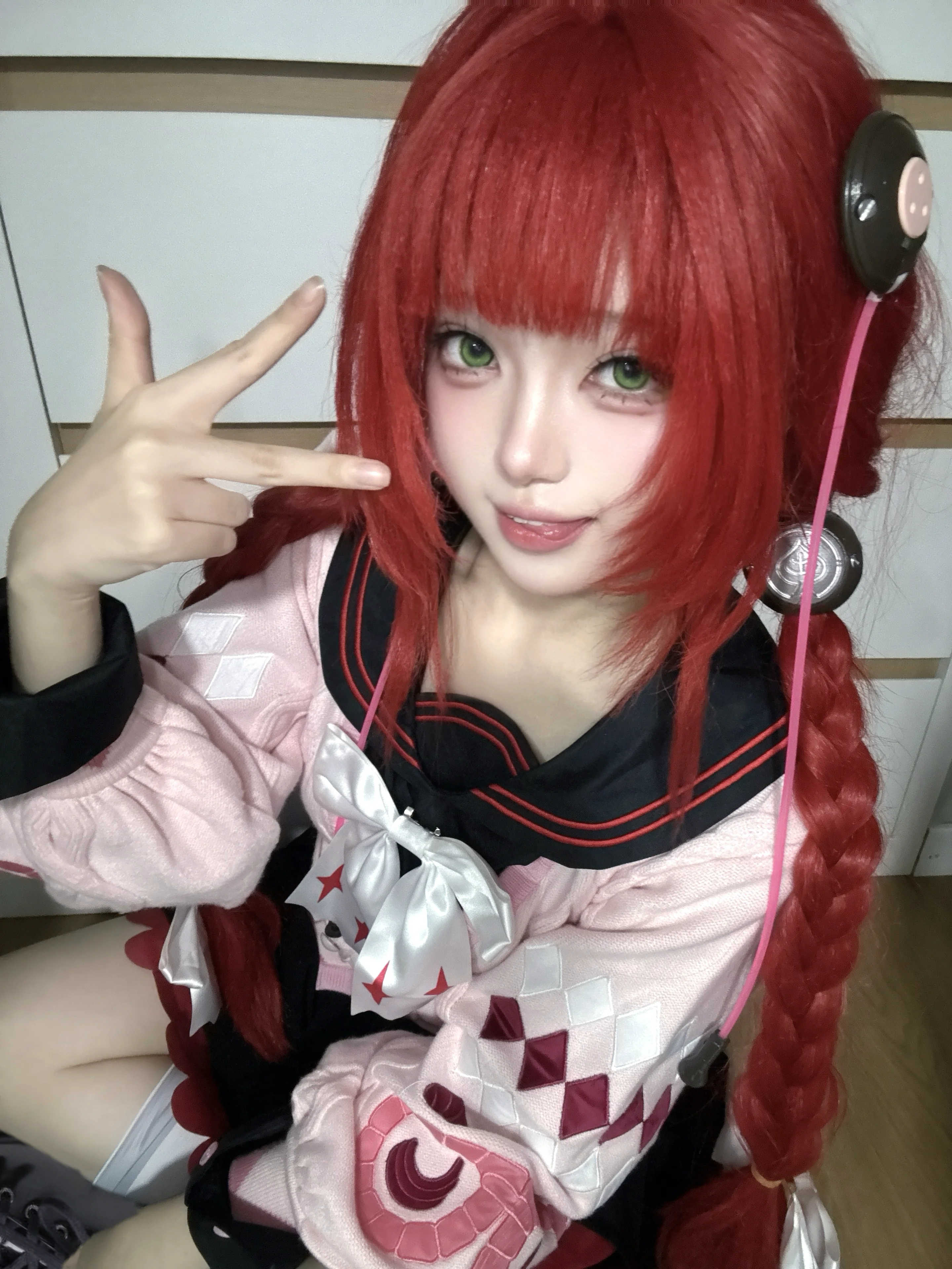 【浮波柚叶cos】绝区零里的红发少女，今天也要来点恶作剧 - 第 2 张