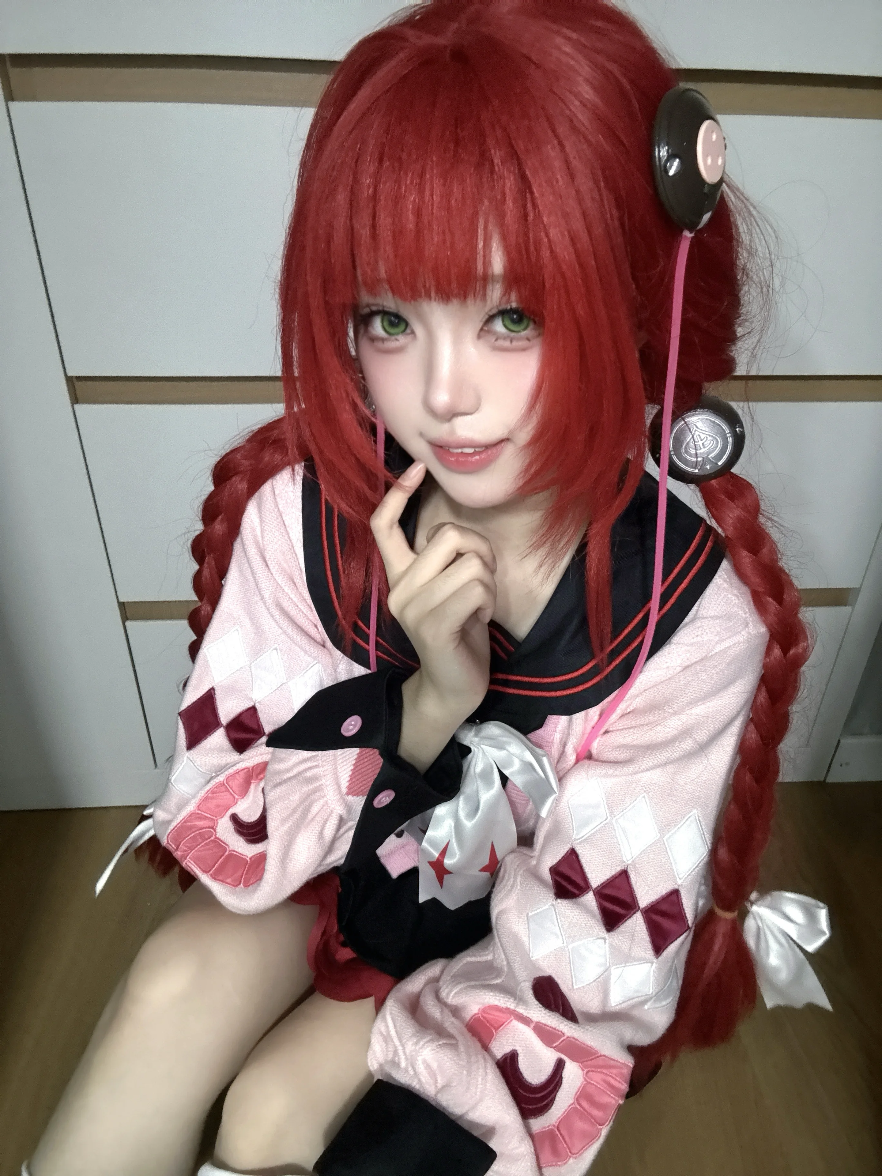 【浮波柚叶cos】绝区零里的红发少女，今天也要来点恶作剧 - 第 3 张