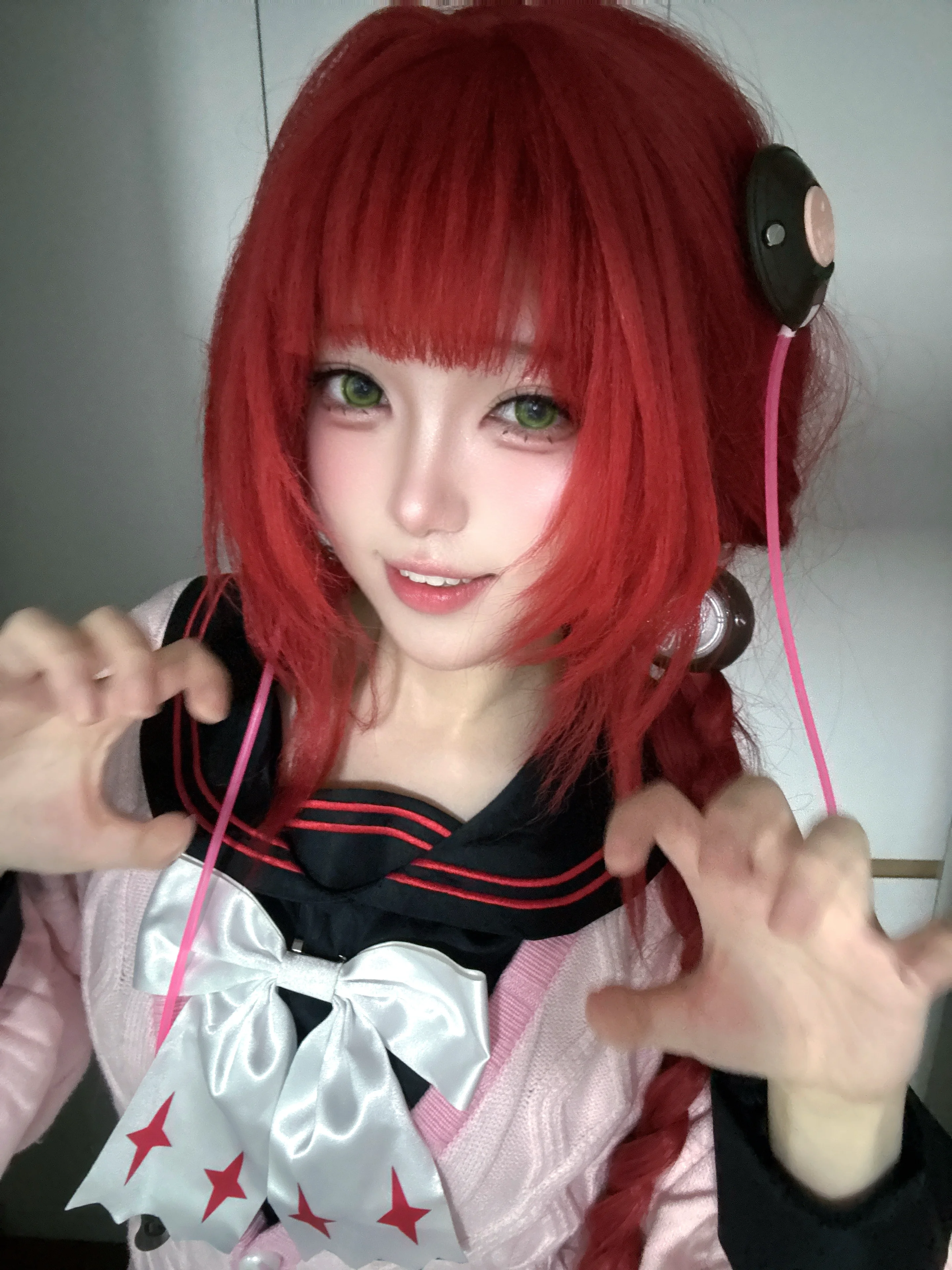 【浮波柚叶cos】绝区零的怪诞科技少女，慵懒与神秘并存 - 第 4 张