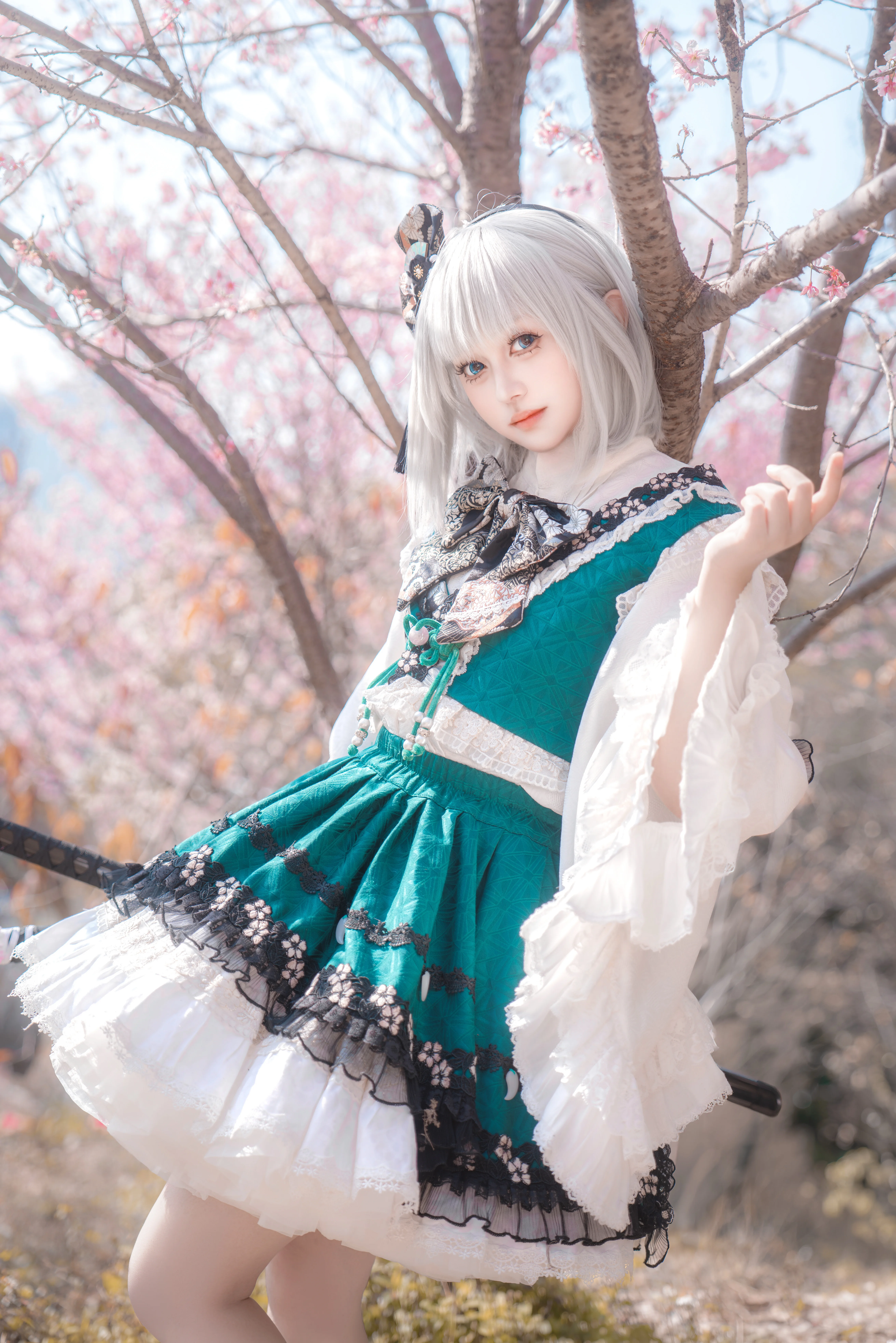 【魂魄妖梦cos】樱花映照下的剑影，与东方project的浪漫邂逅 - 第3张