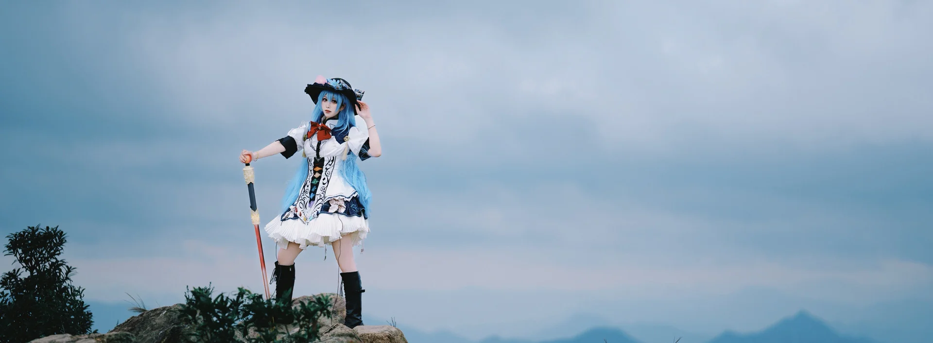 【比那名居天子cos】冷色调风车山，东方project外景实录 - 第 5 张
