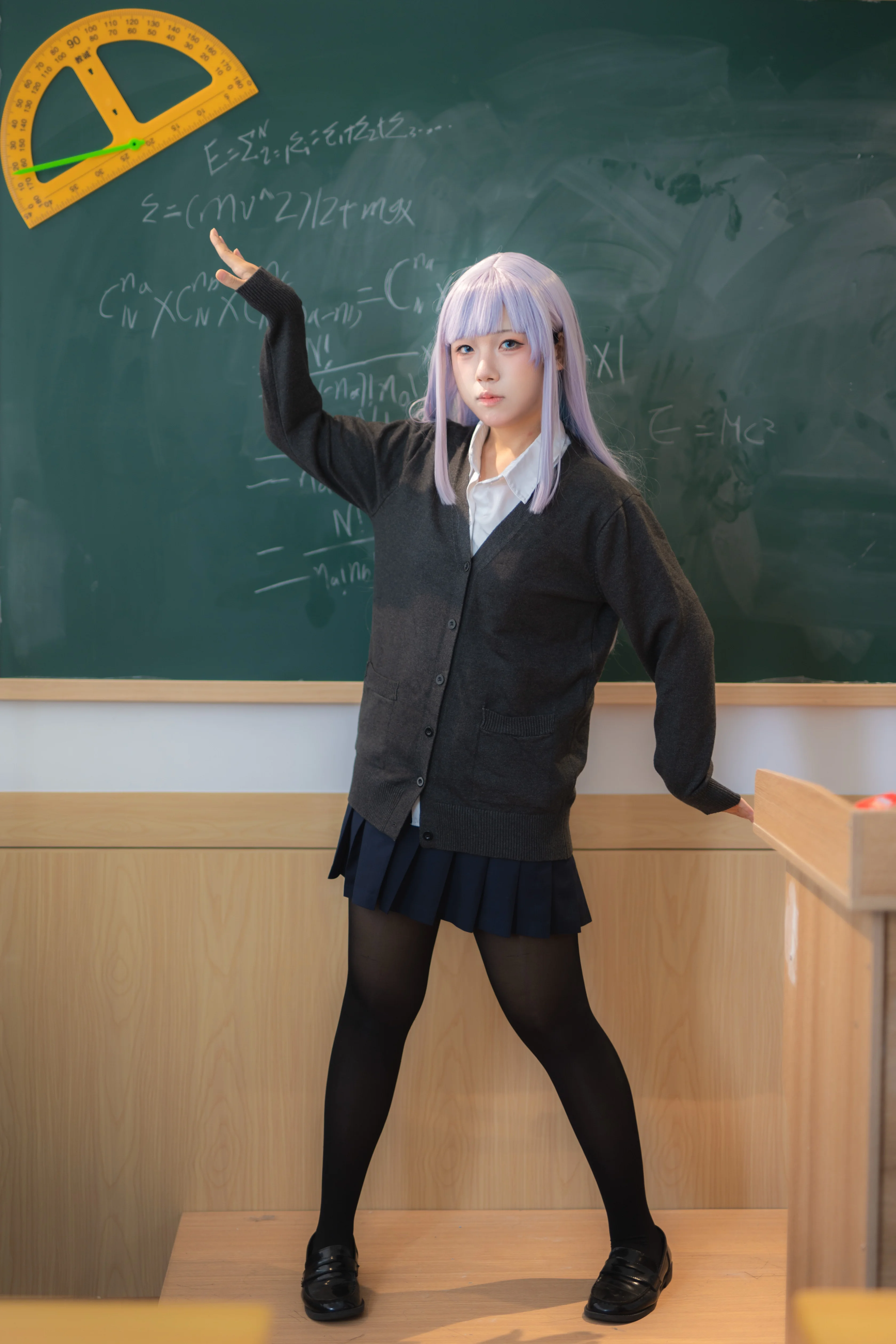 阿波连同学cos 测不准的阿波连同学，新宝岛律动下的教室萌趣挑战 - 第 3 张