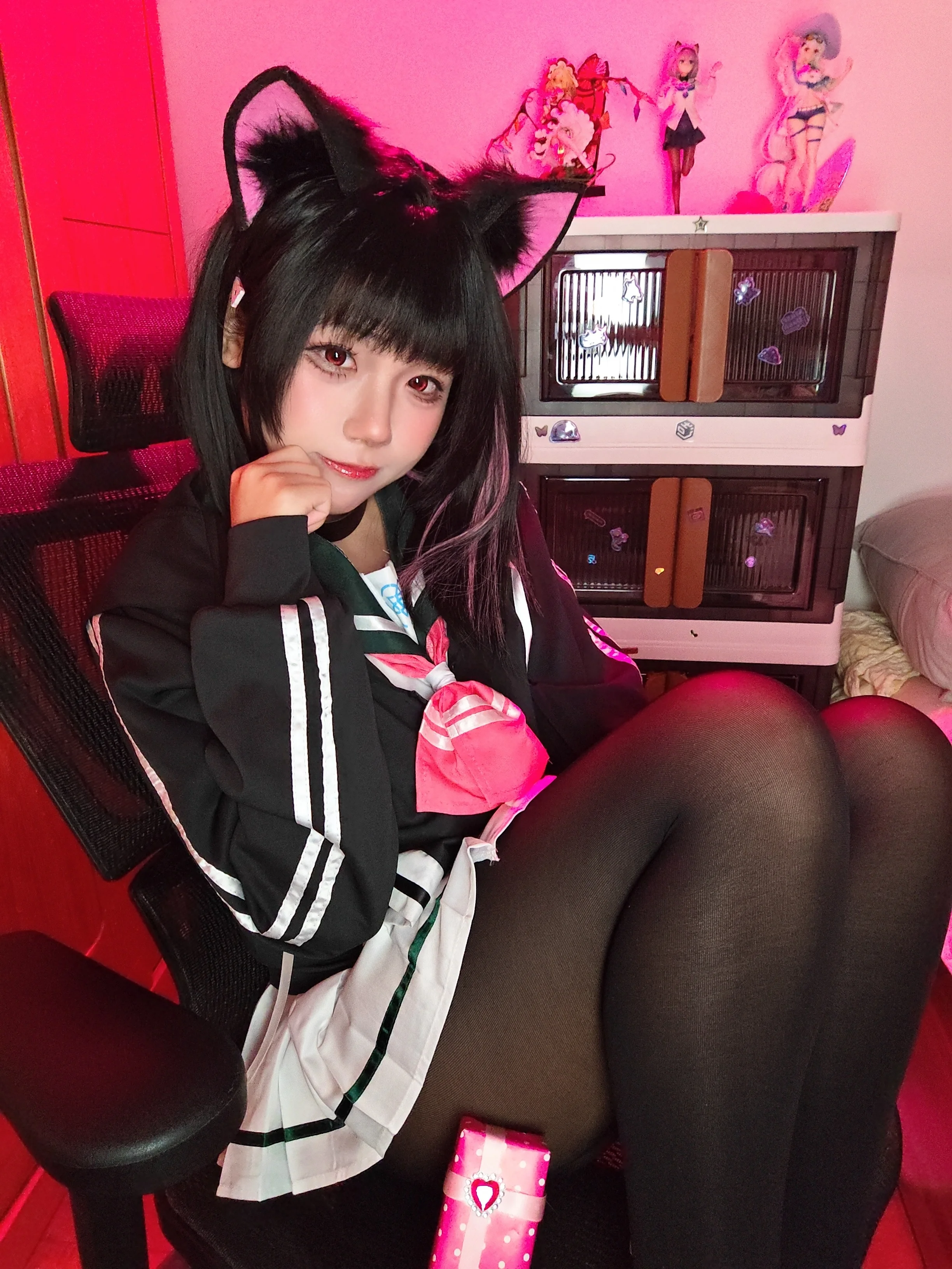 【杏山和紗cos】蔚藍檔案裡的貓系少女日常 - 第 2 張