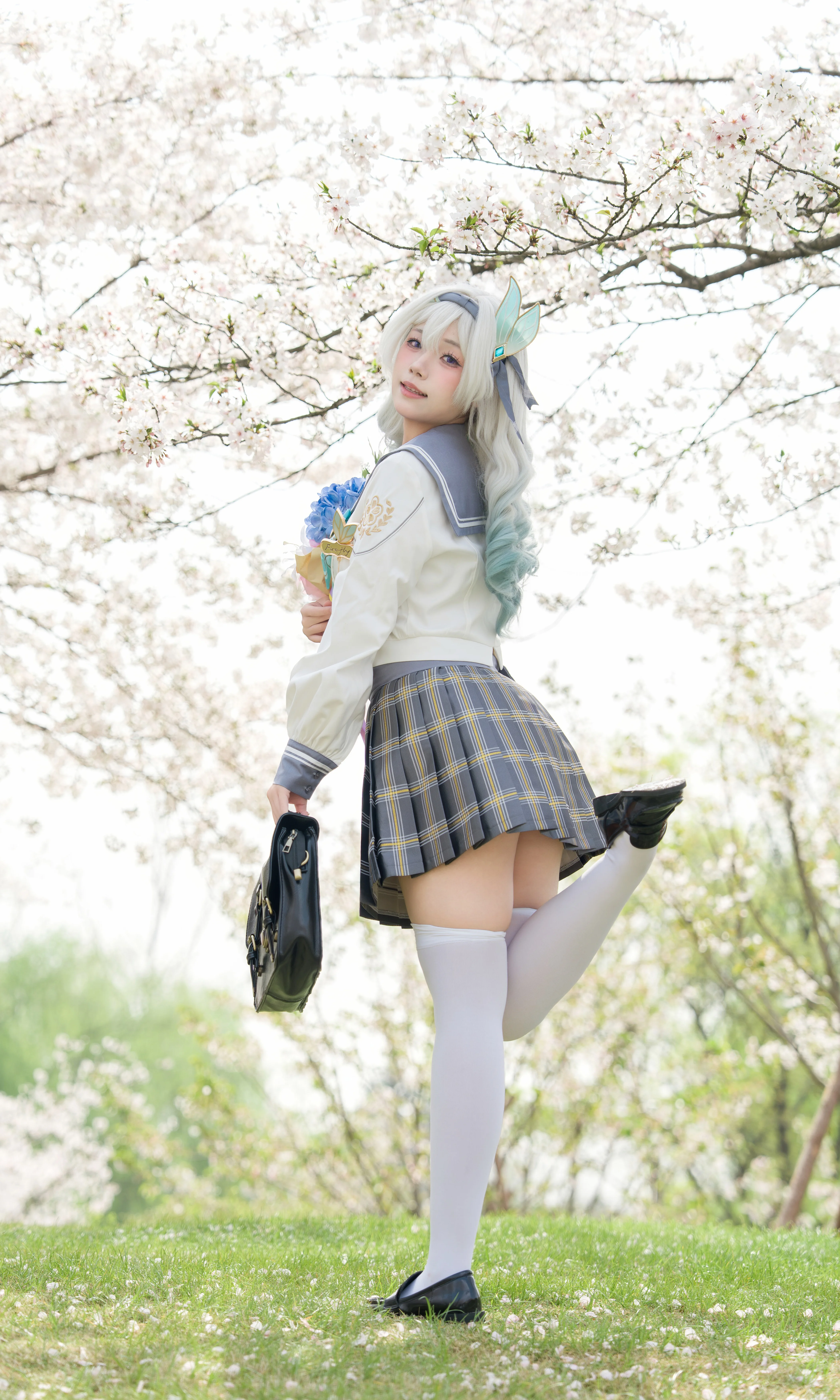 [Firefly cosplay] Honkai: Star Rail—A Cherry Blossom School Style