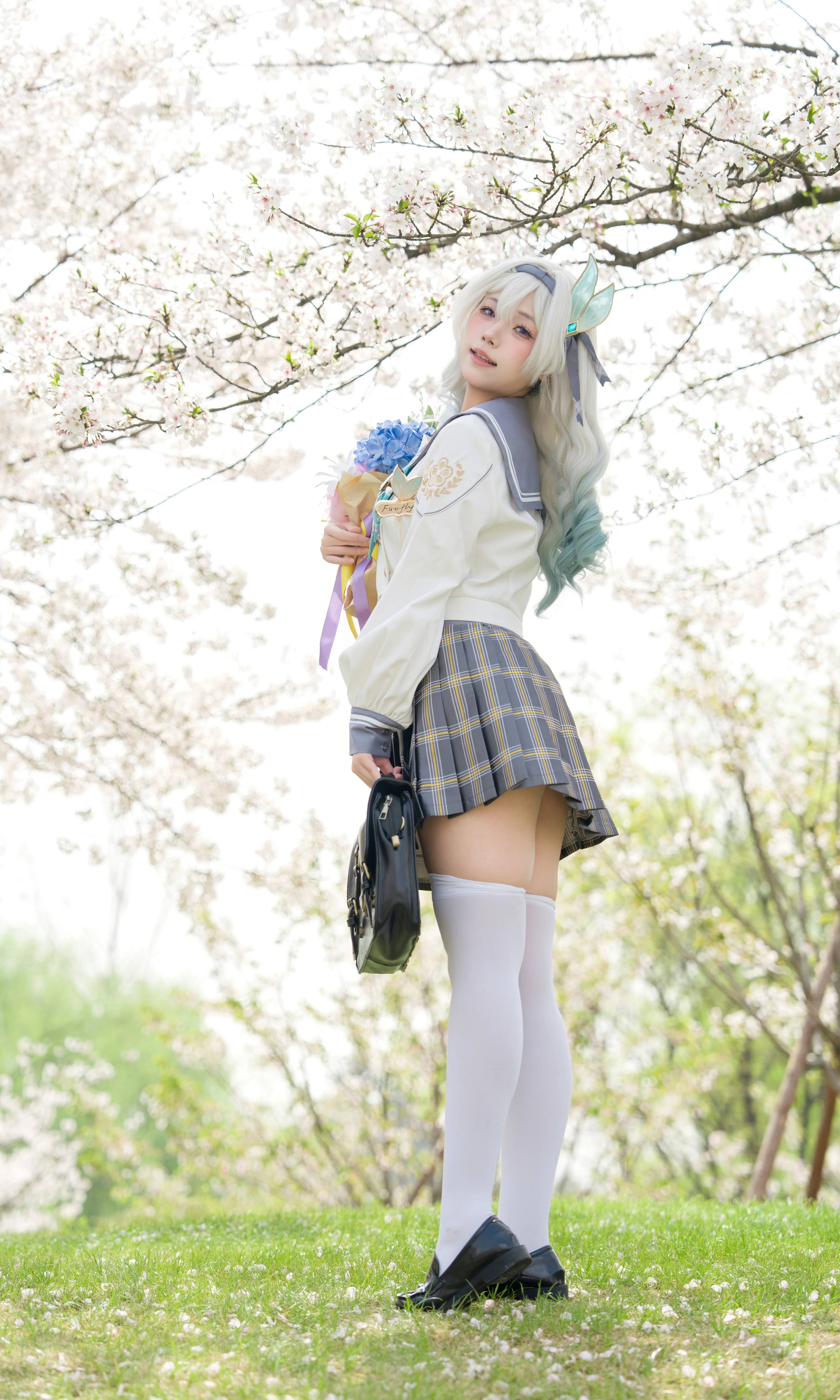 [Firefly cosplay] Honkai: Star Rail—A Cherry Blossom School Style - Image 3