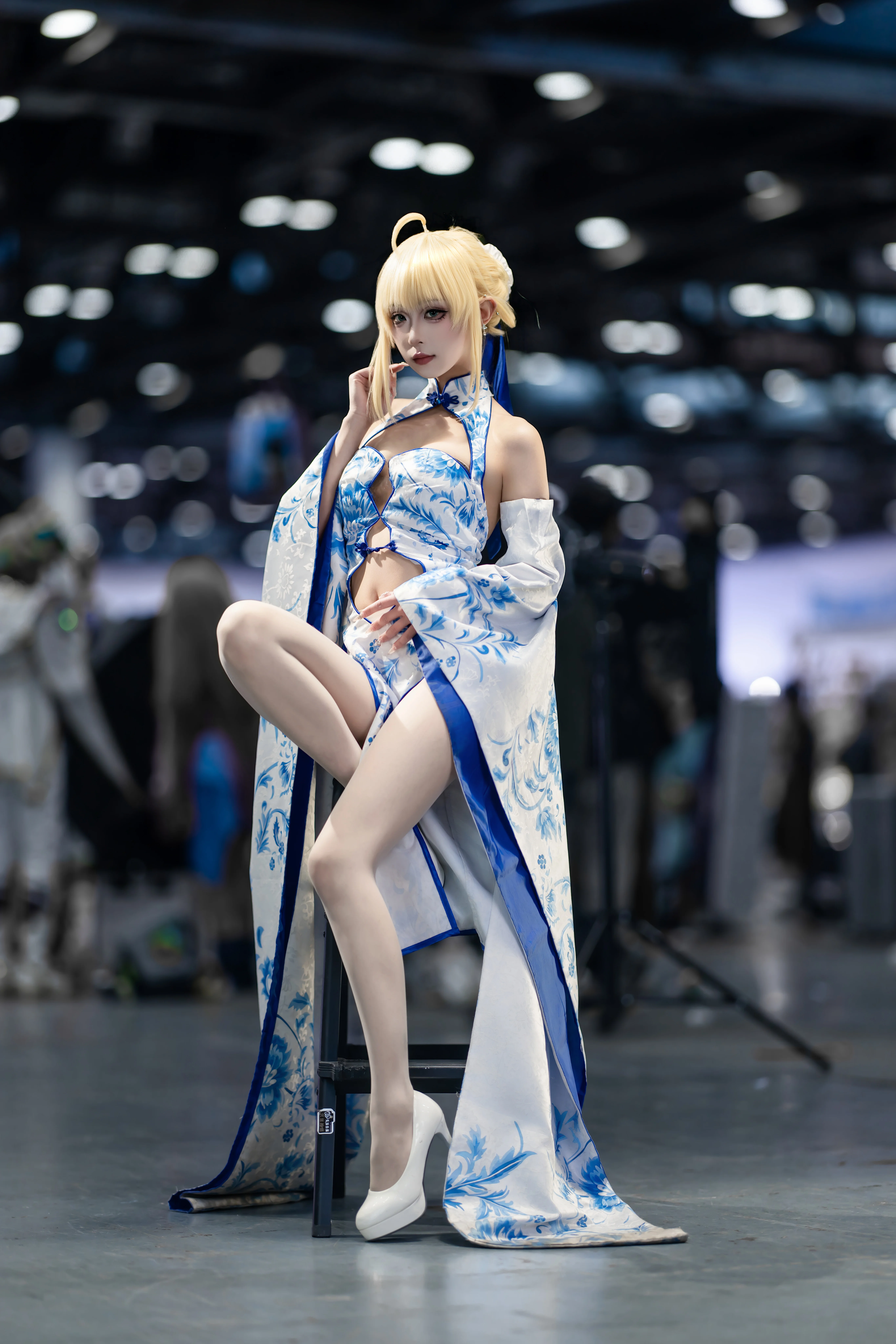 【Saber cos】青花瓷元素与骑士王的优雅碰撞