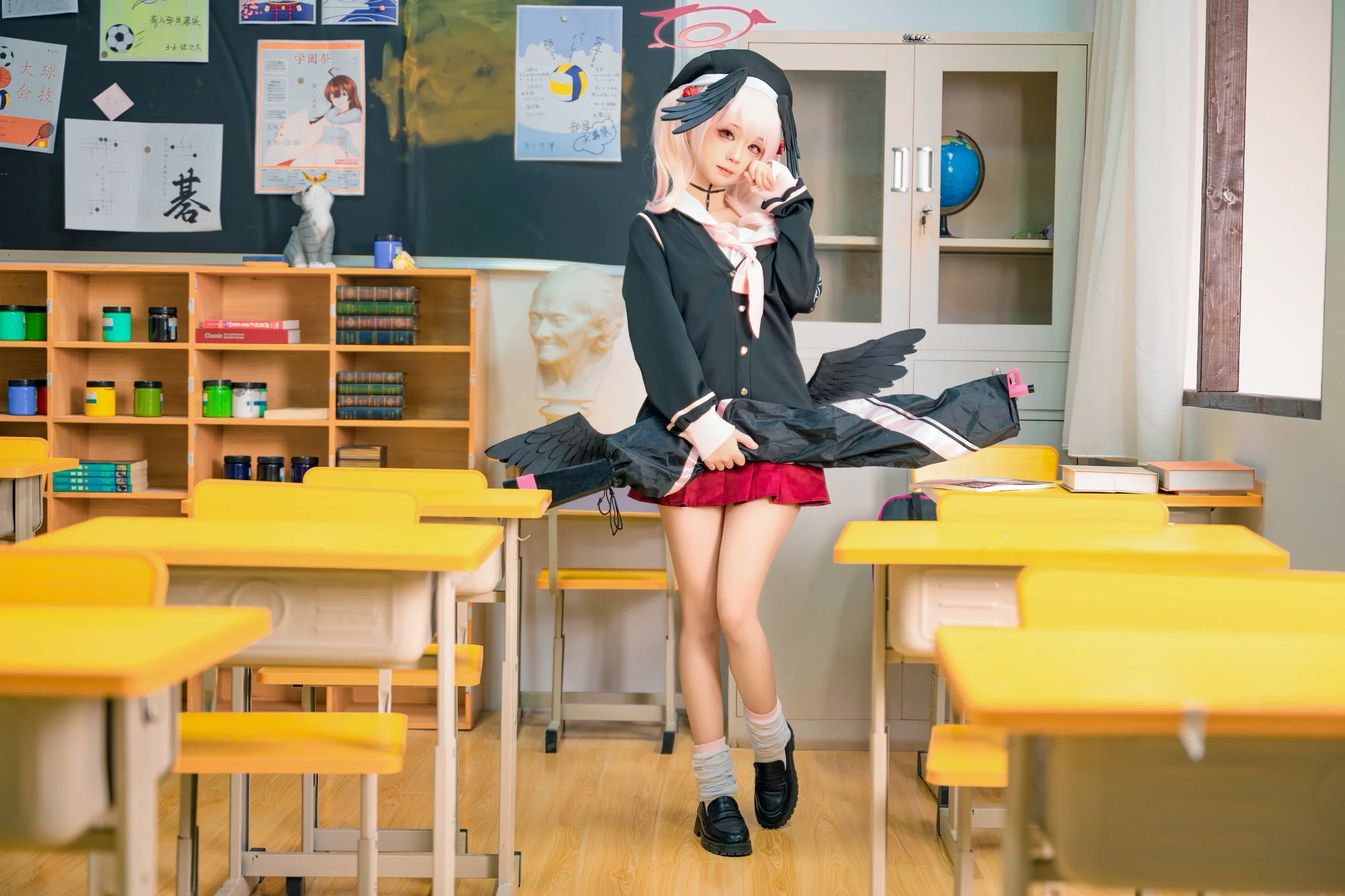 【下江小春cos】在蔚蓝档案的教室里与老师一同庆生 - 第 7 张