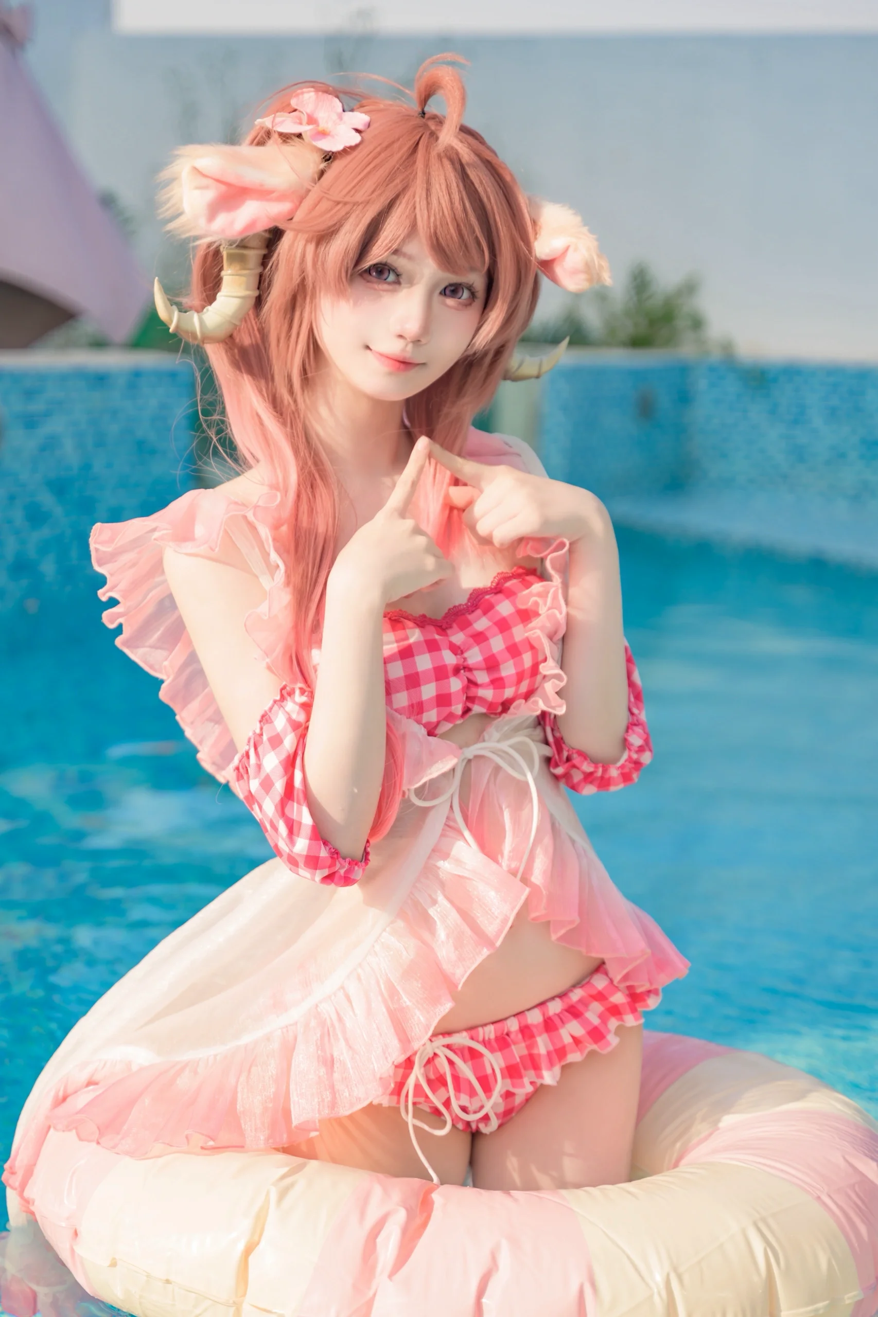 【エイヤフィヤトラ コスプレ】5年の時を経て再びまとう夏の水着、新たな表現で - 4 枚目
