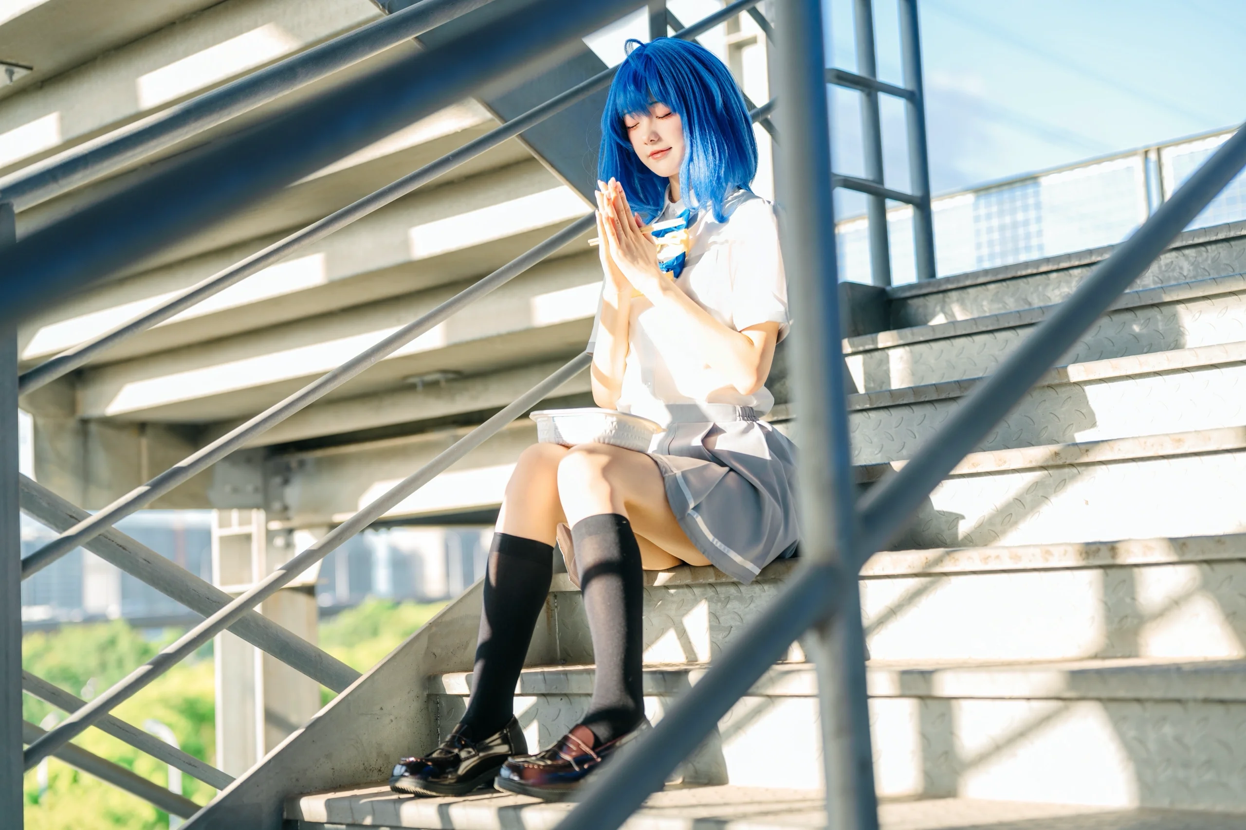 【八奈见杏菜cos】败犬女主太多啦，今天的午饭是饭团 - 第 2 张