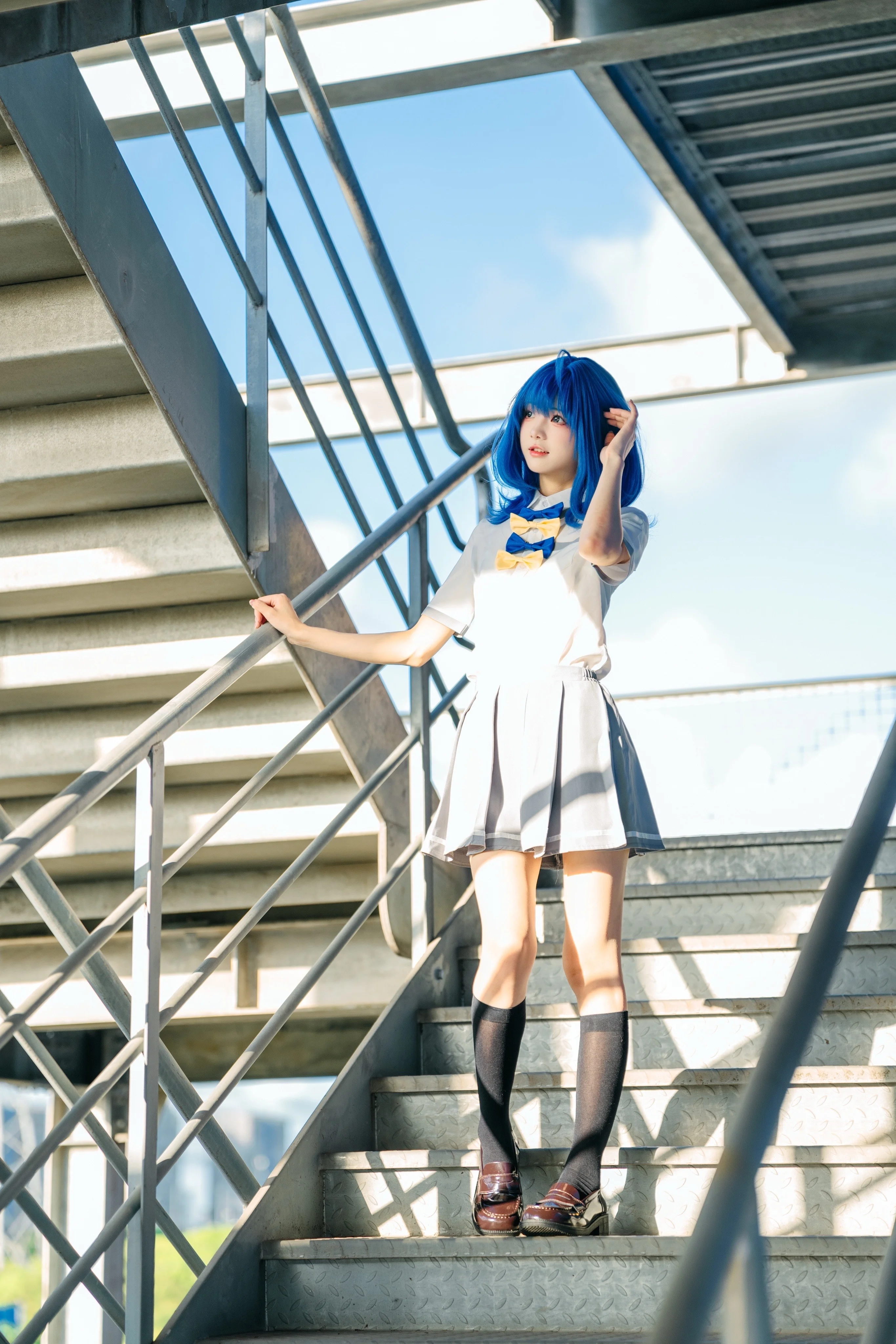 八奈见杏菜cos 败犬女主留下了夏天最后的蓝 - 第 8 张