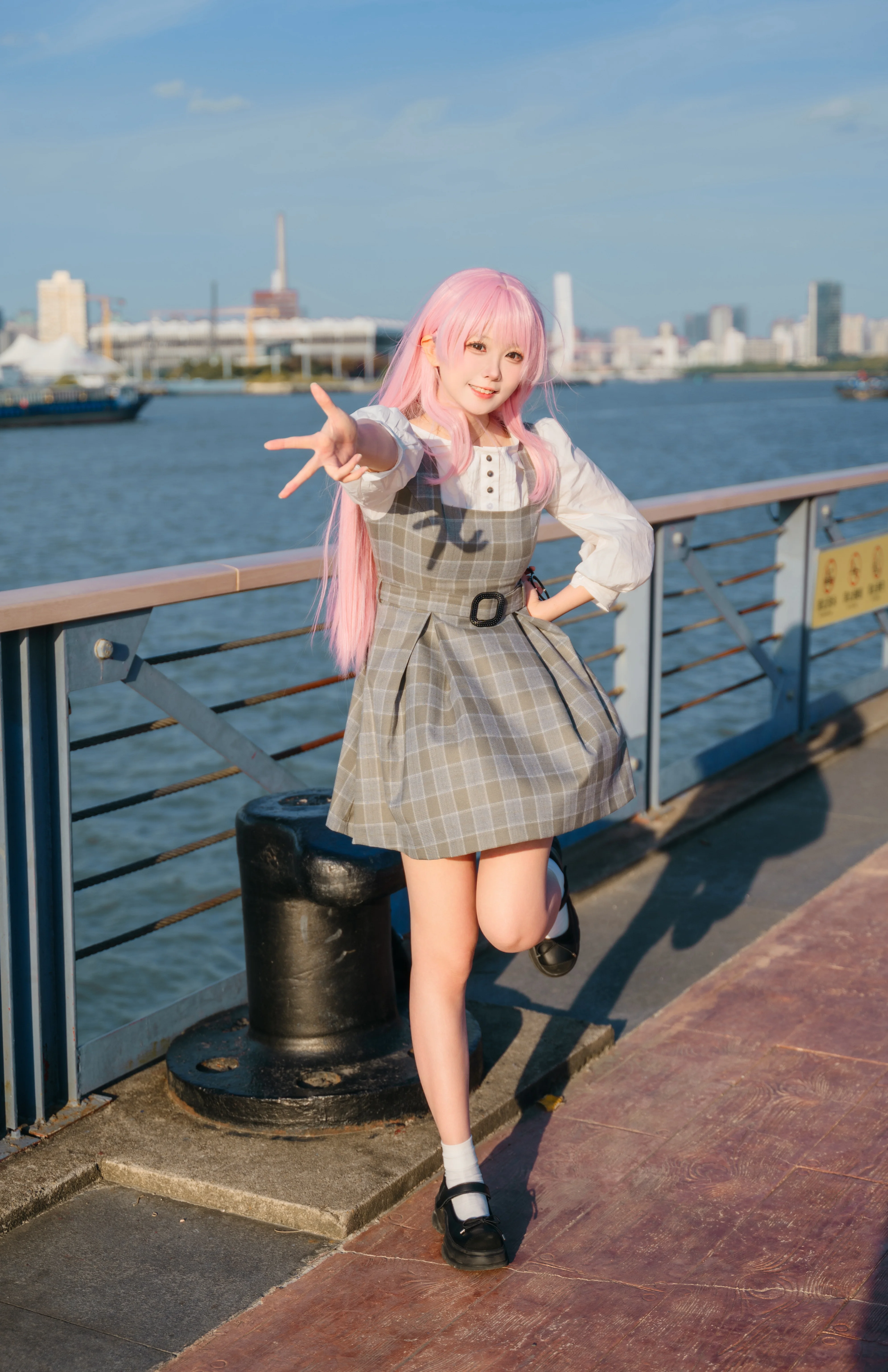 【千早愛音 コスプレ】晴れ渡る日のあのんちゃん、何枚目の写真からドキドキする？