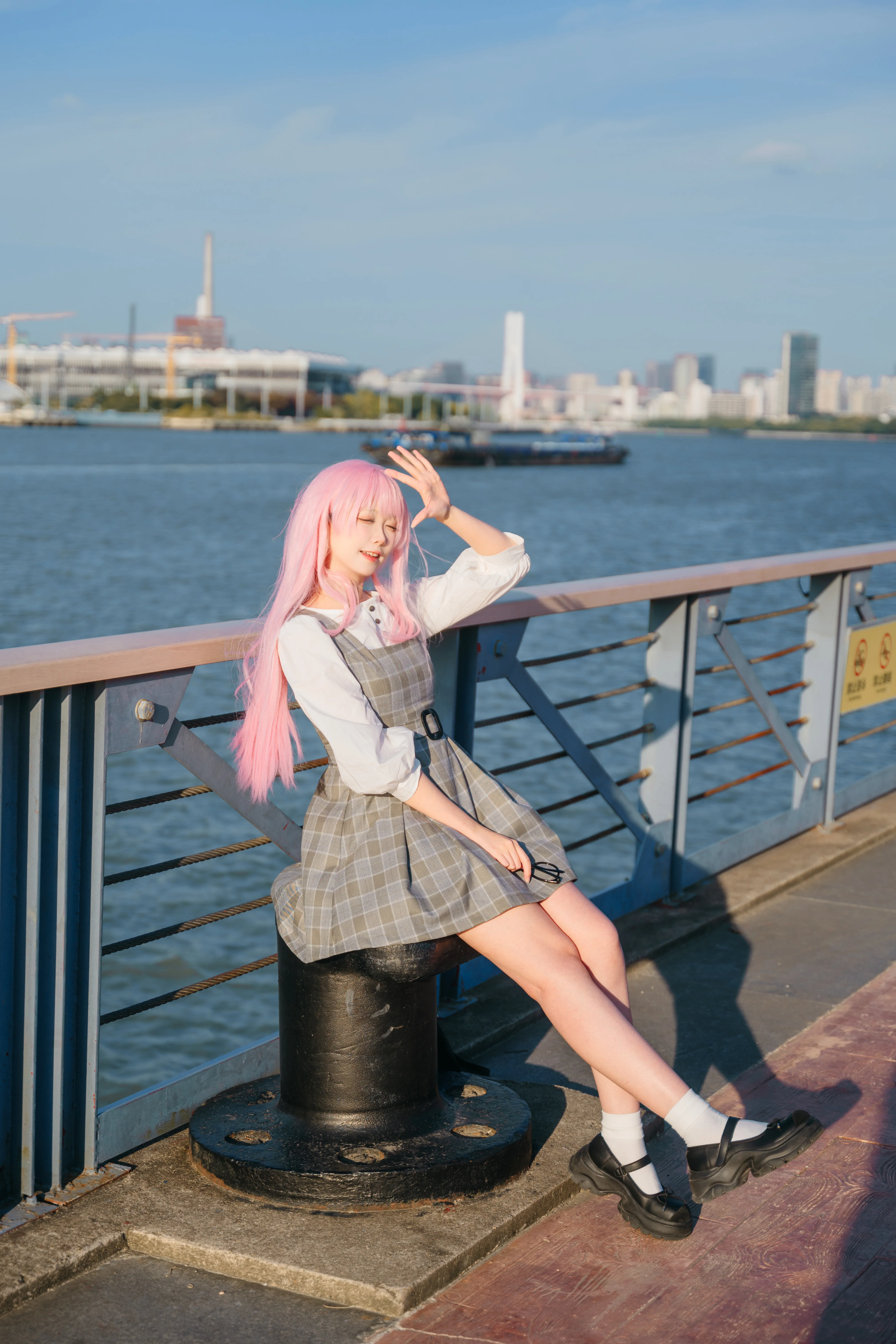 【千早愛音 コスプレ】晴れ渡る日のあのんちゃん、何枚目の写真からドキドキする？ - 5 枚目