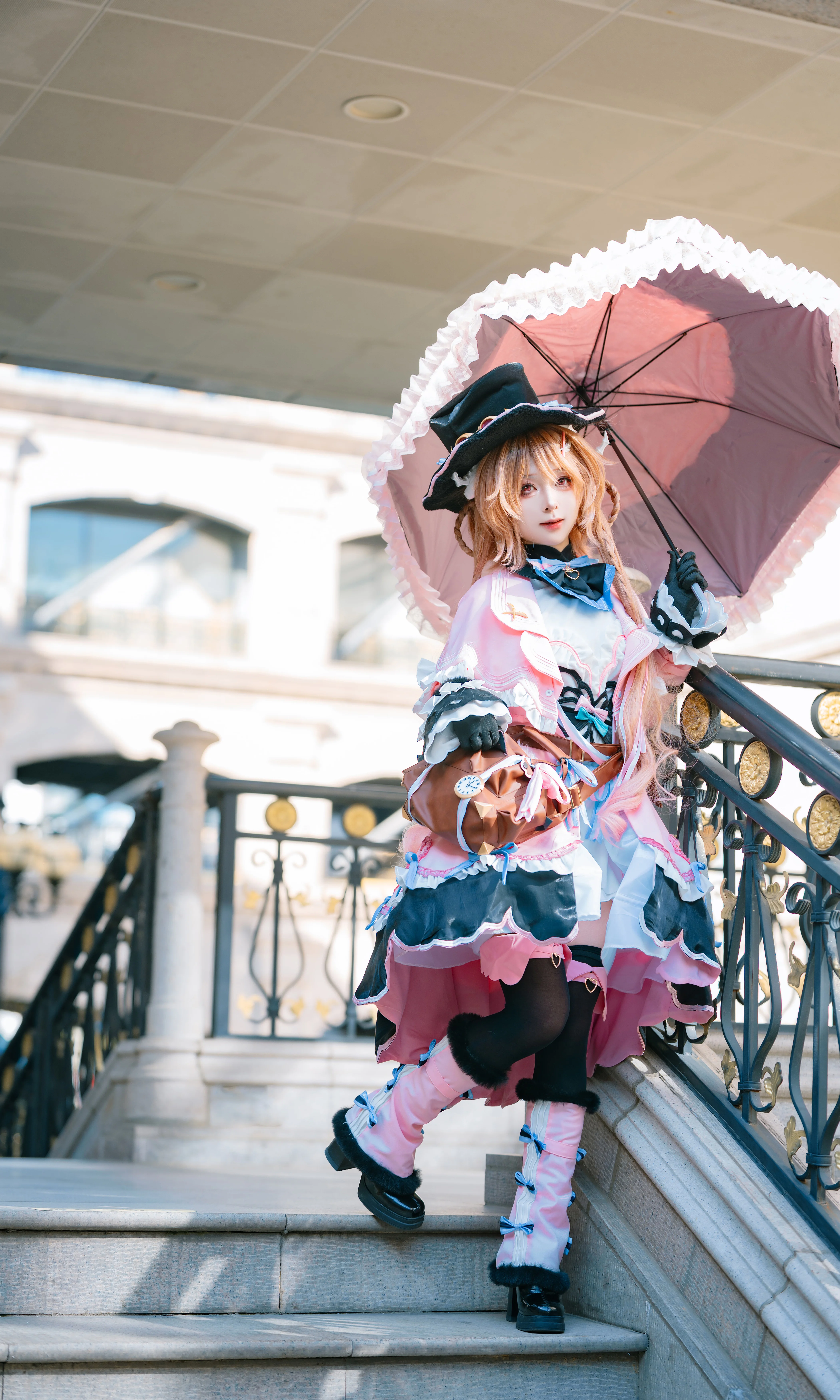 [Eyjafjalla Cosplay] The Fire Caster from Arknights, A Little Sheep Under the Sun - Image 6