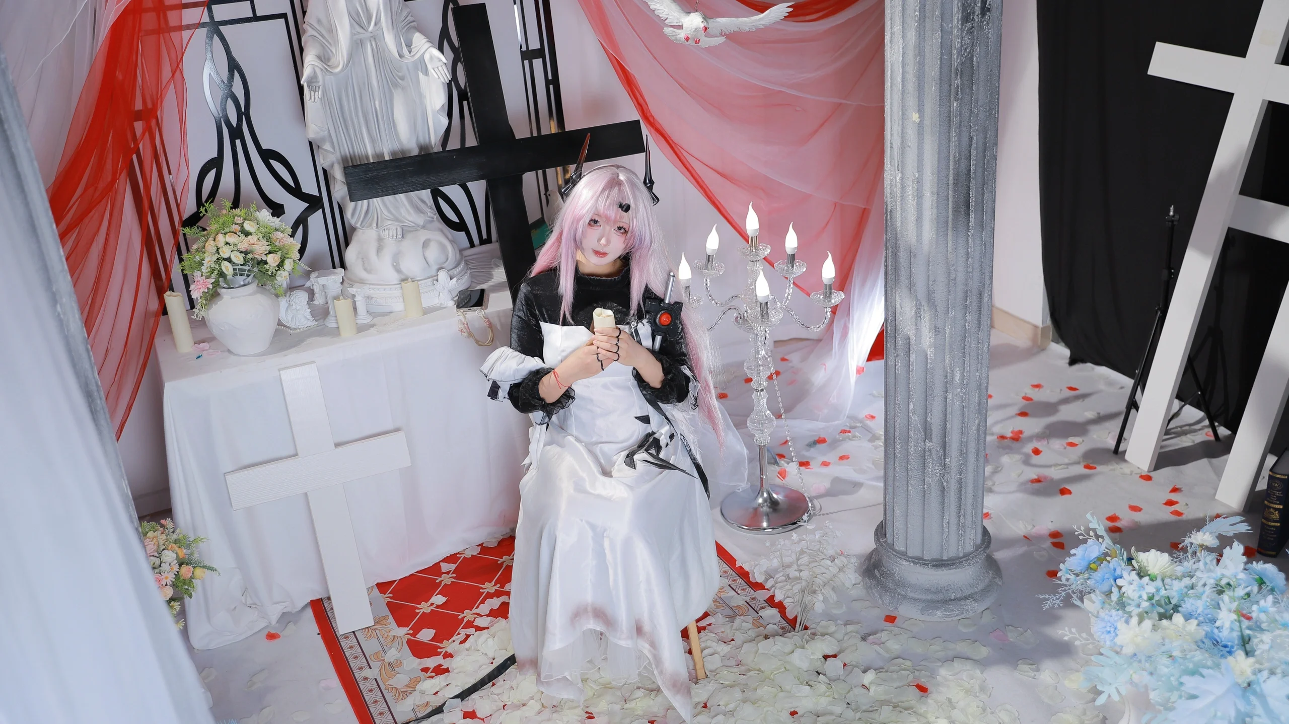【特蕾西娅cos】《明日方舟》中神圣与沉沦的边界，诉说着被禁锢的温柔 - 第 8 张