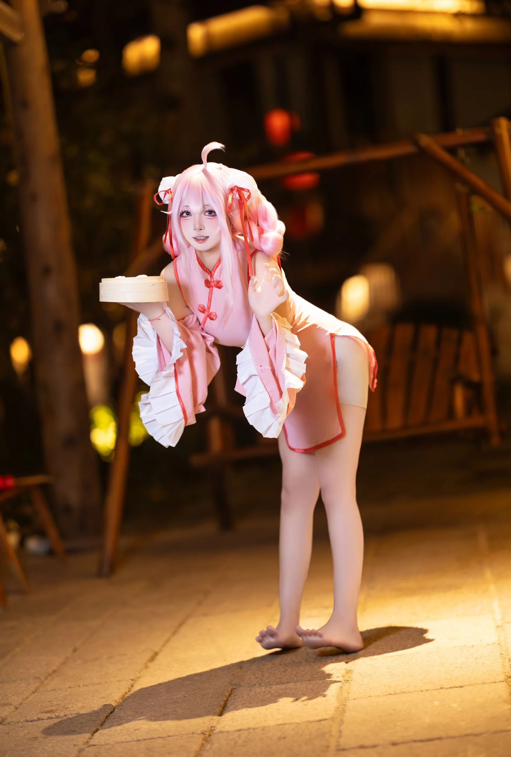 【柚鸟夏cos】蔚蓝档案，古城夜景里的旗袍小笼包 - 第 2 张