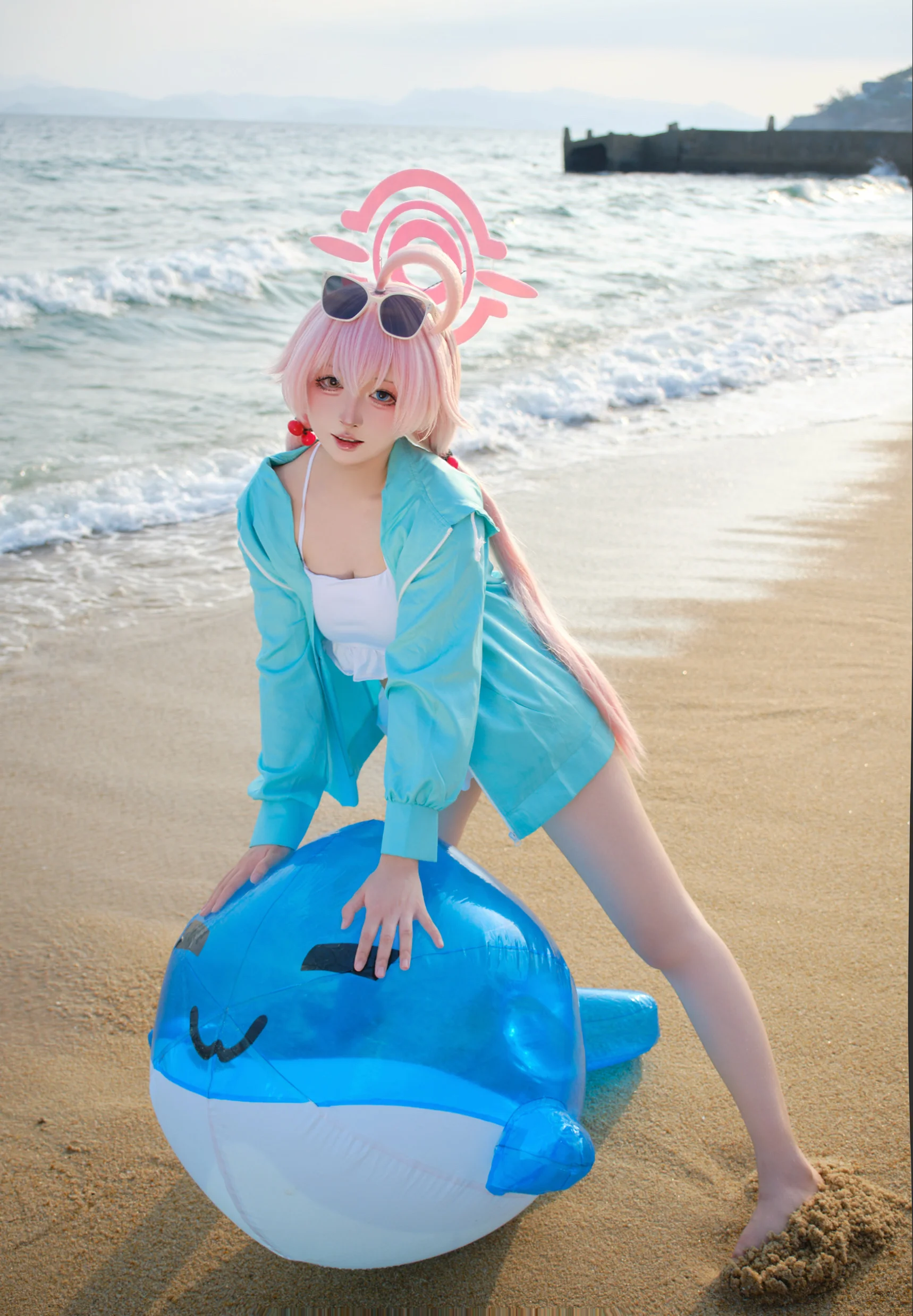 【小鳥遊星野cos】蔚藍檔案，夏日的海邊與那隻小鯨魚 - 第 2 張