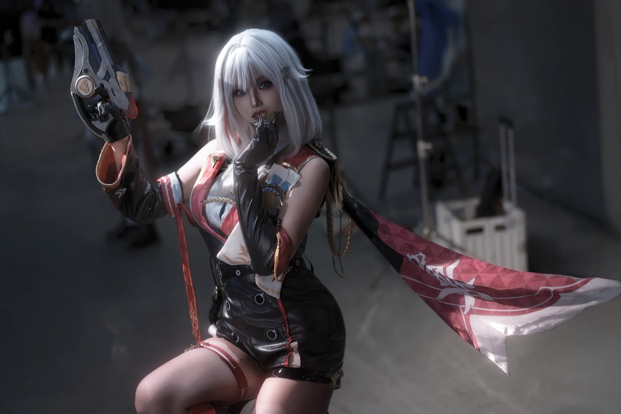 【托帕cos】崩坏星穹铁道暗调现场，凹动作分享 - 第 5 张