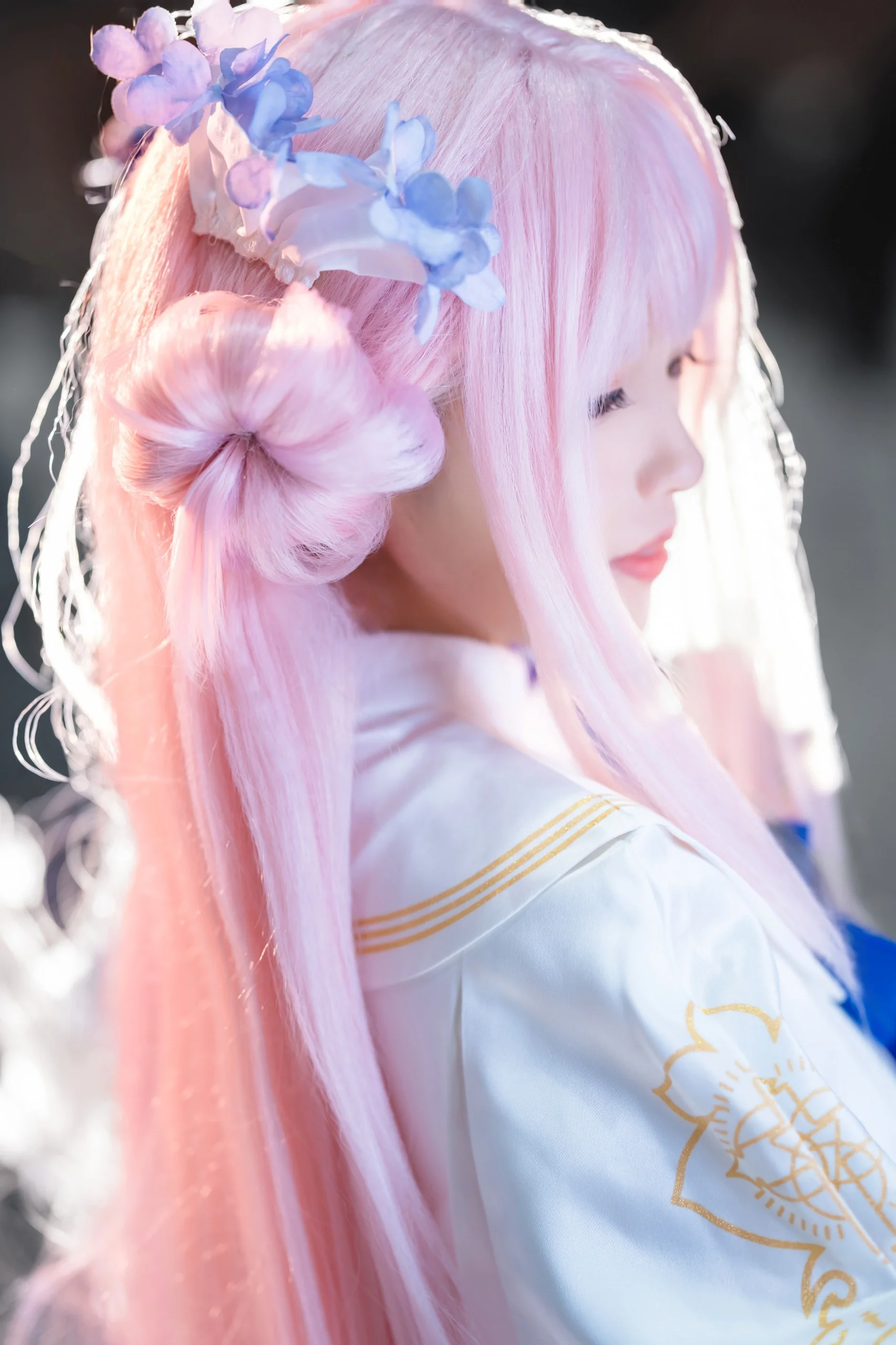 【圣园未花cos】蔚蓝档案中的优雅与力量 - 第5张