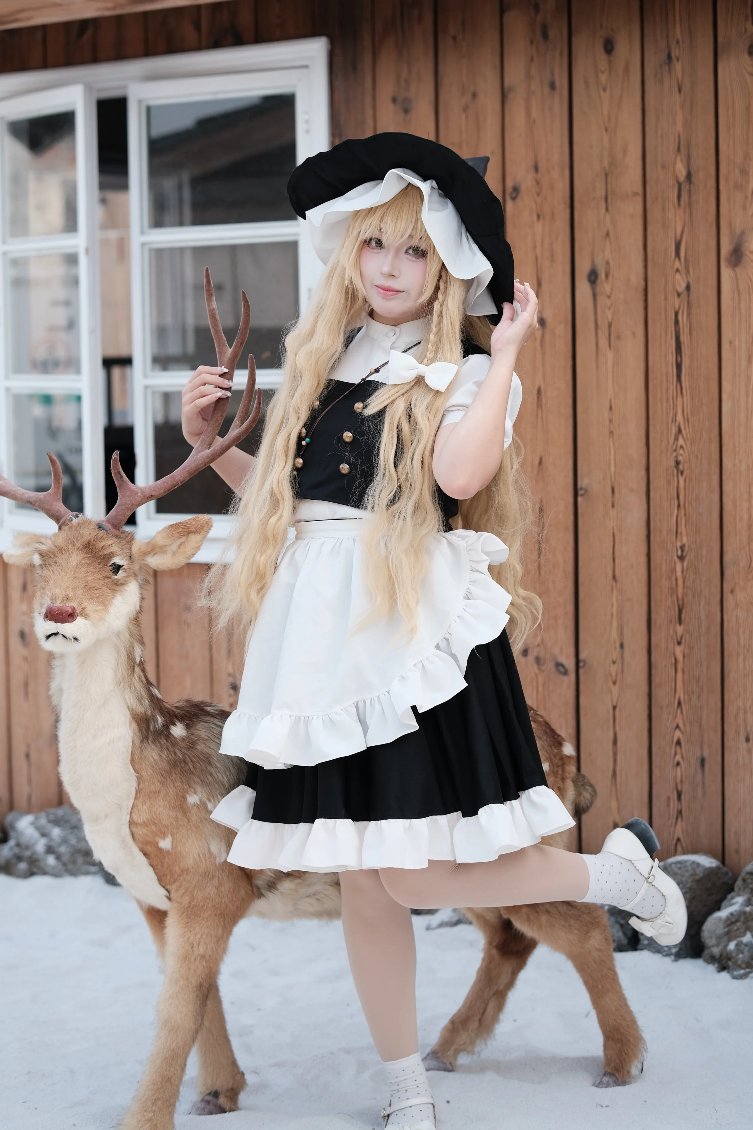 【雾雨魔理沙cos】东方project里的雪地奇妙邂逅 - 第 2 张