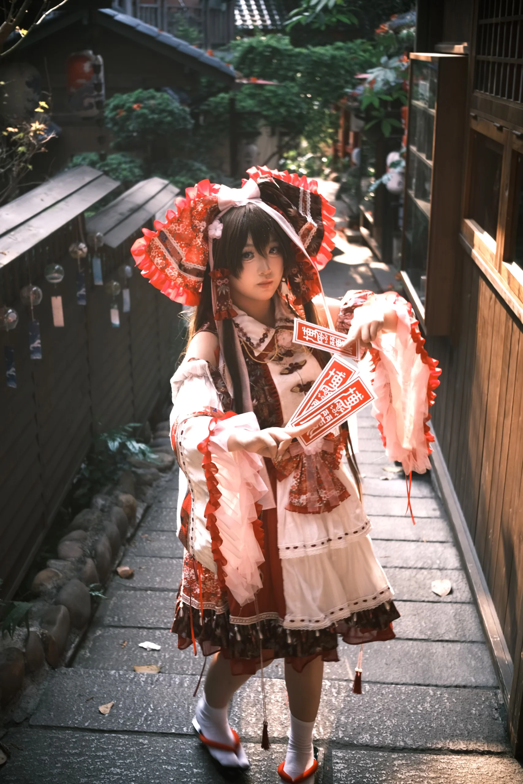 【博丽灵梦cos】东方project里的异变解决者