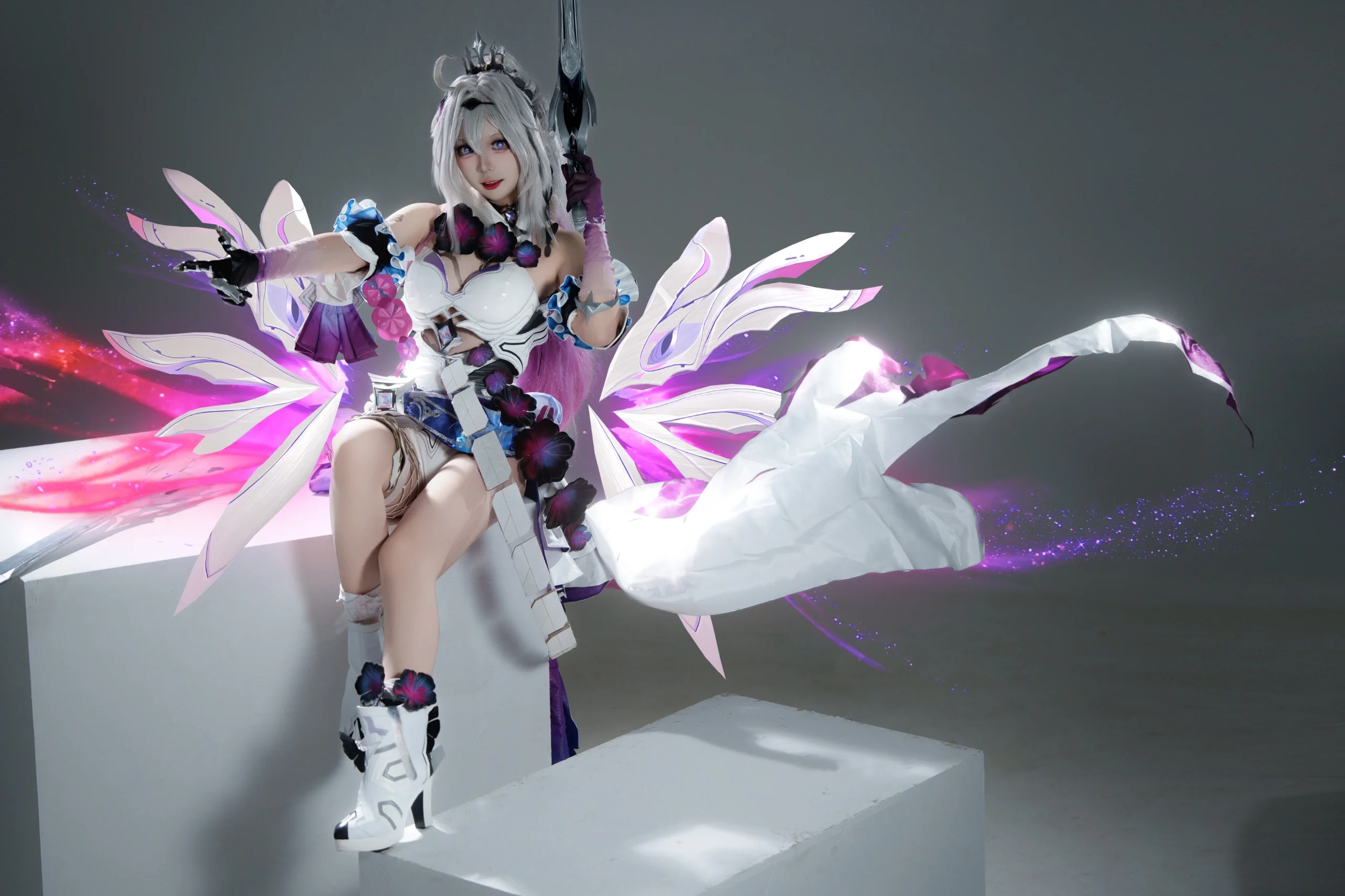【琪亚娜cos】崩坏3终焉之律者与她的剑 - 第 4 张