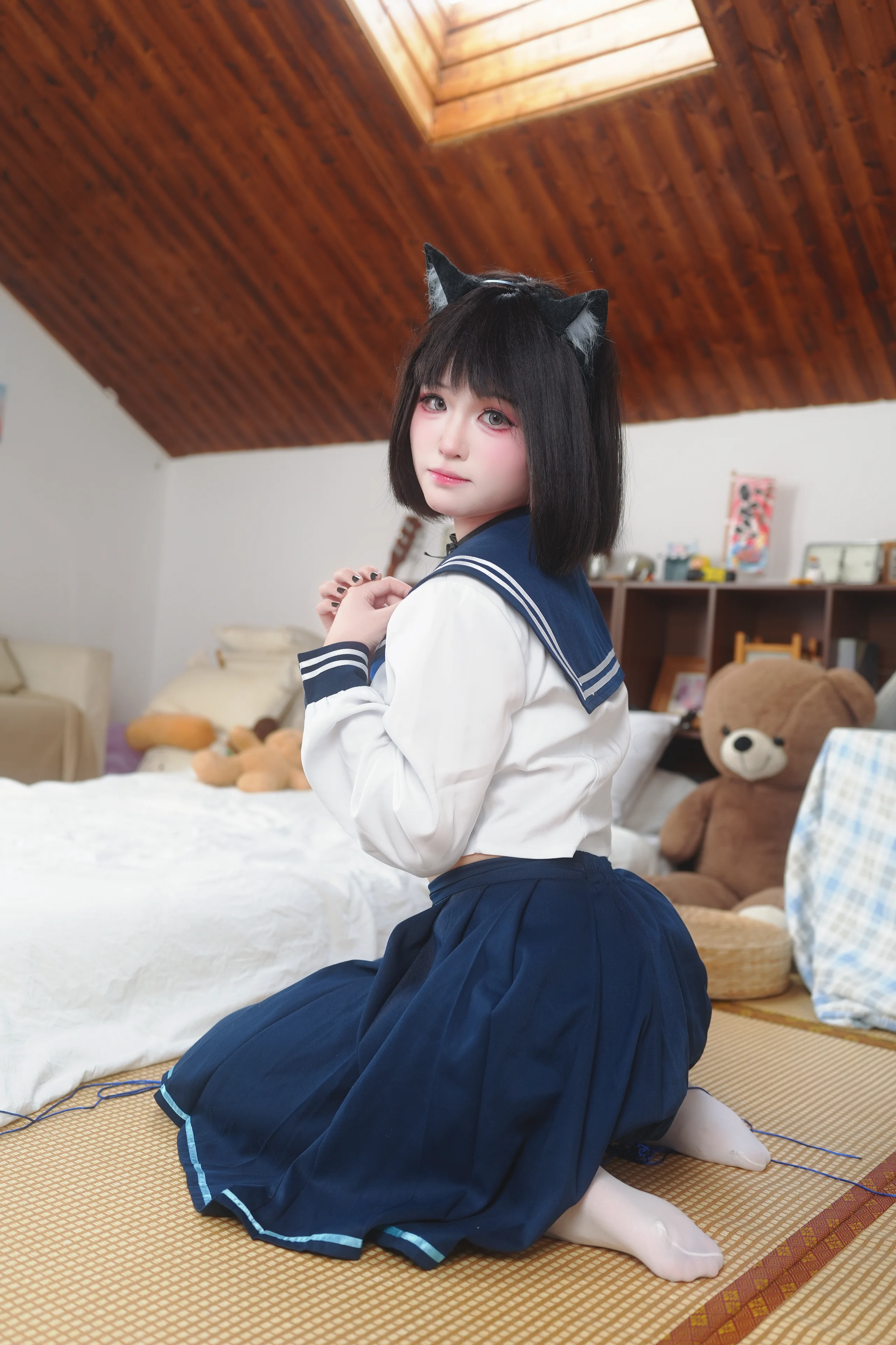 【桐生キキョウ コスプレ】ブルーアーカイブのツンデレ猫ちゃん、髪の毛と毛糸玉が絡まる日常