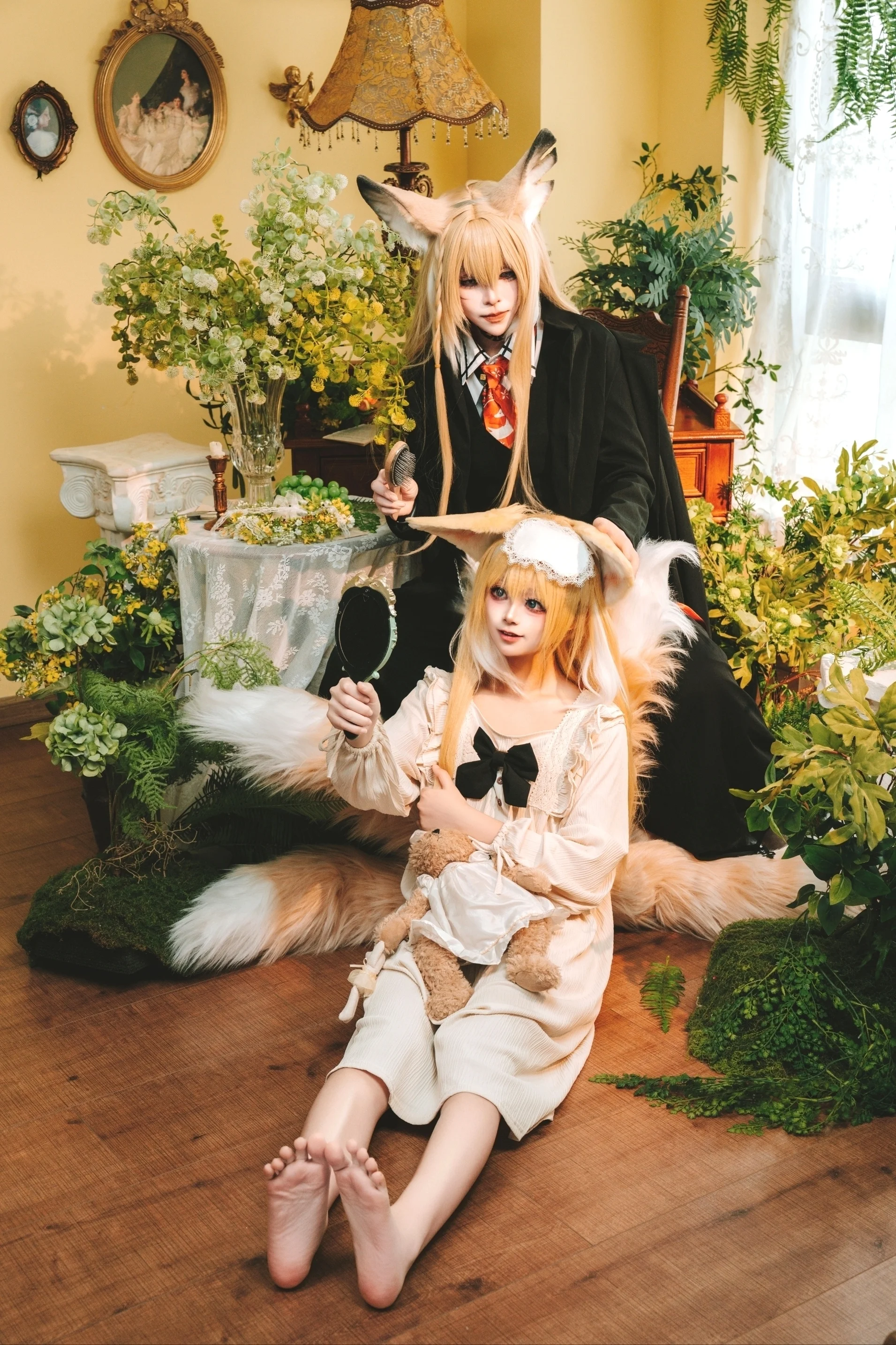 [Suzuran and Vulpisfoglia Cosplay] Arknights Fluffy Morning Time