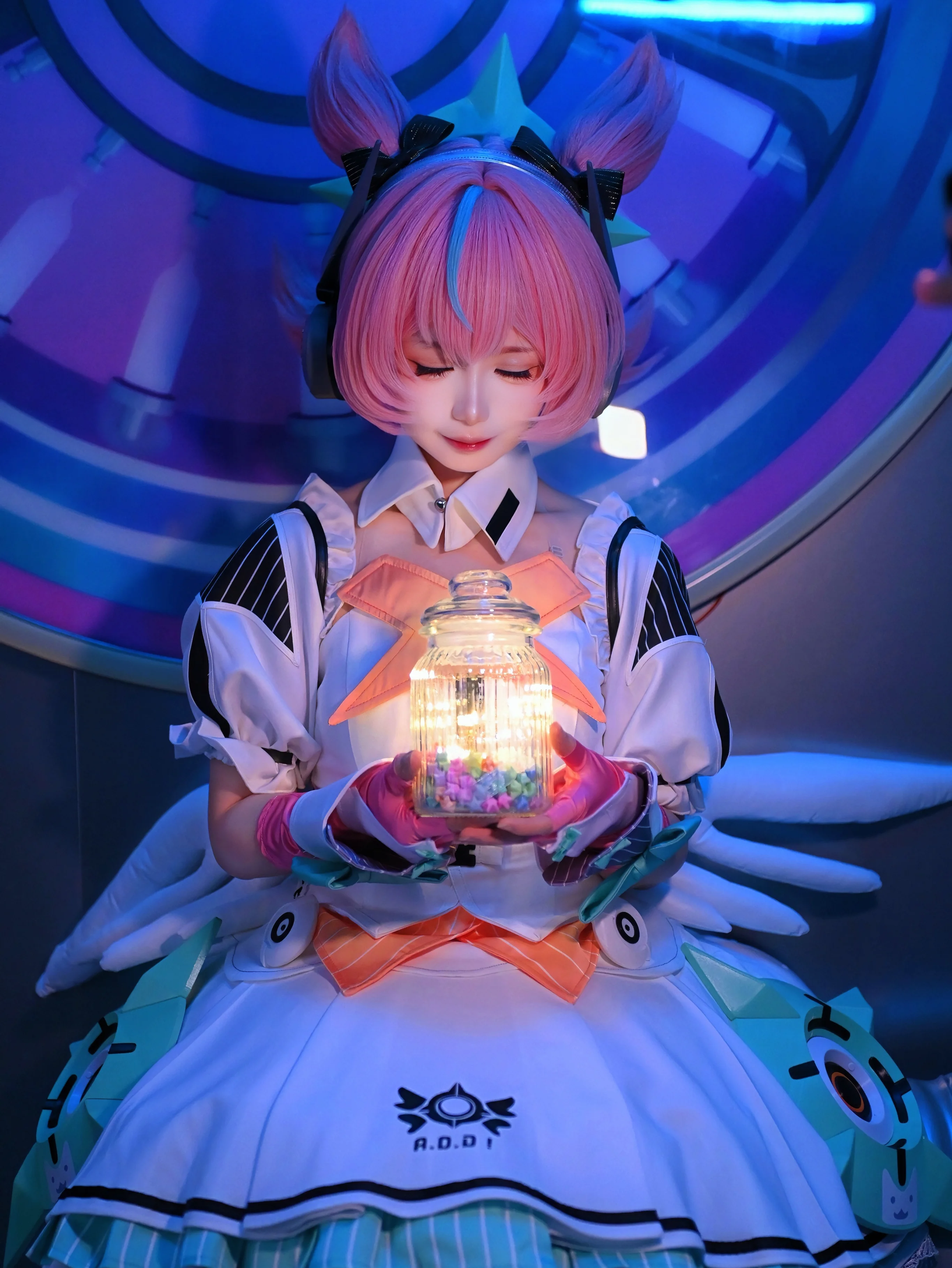 【爱芮cos】抱着许愿瓶，把妄想和歌声都装进绝区零 - 第 2 张