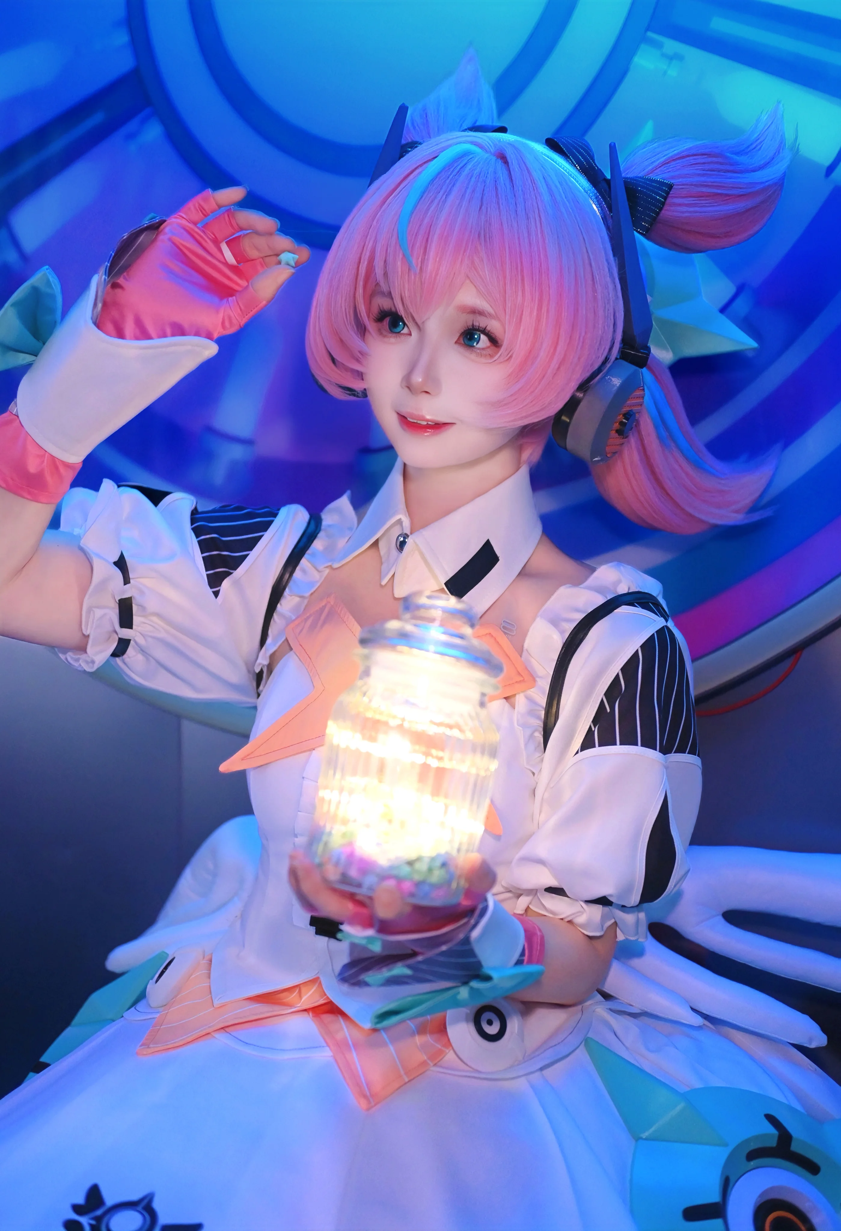【爱芮cos】抱着许愿瓶，把妄想和歌声都装进绝区零