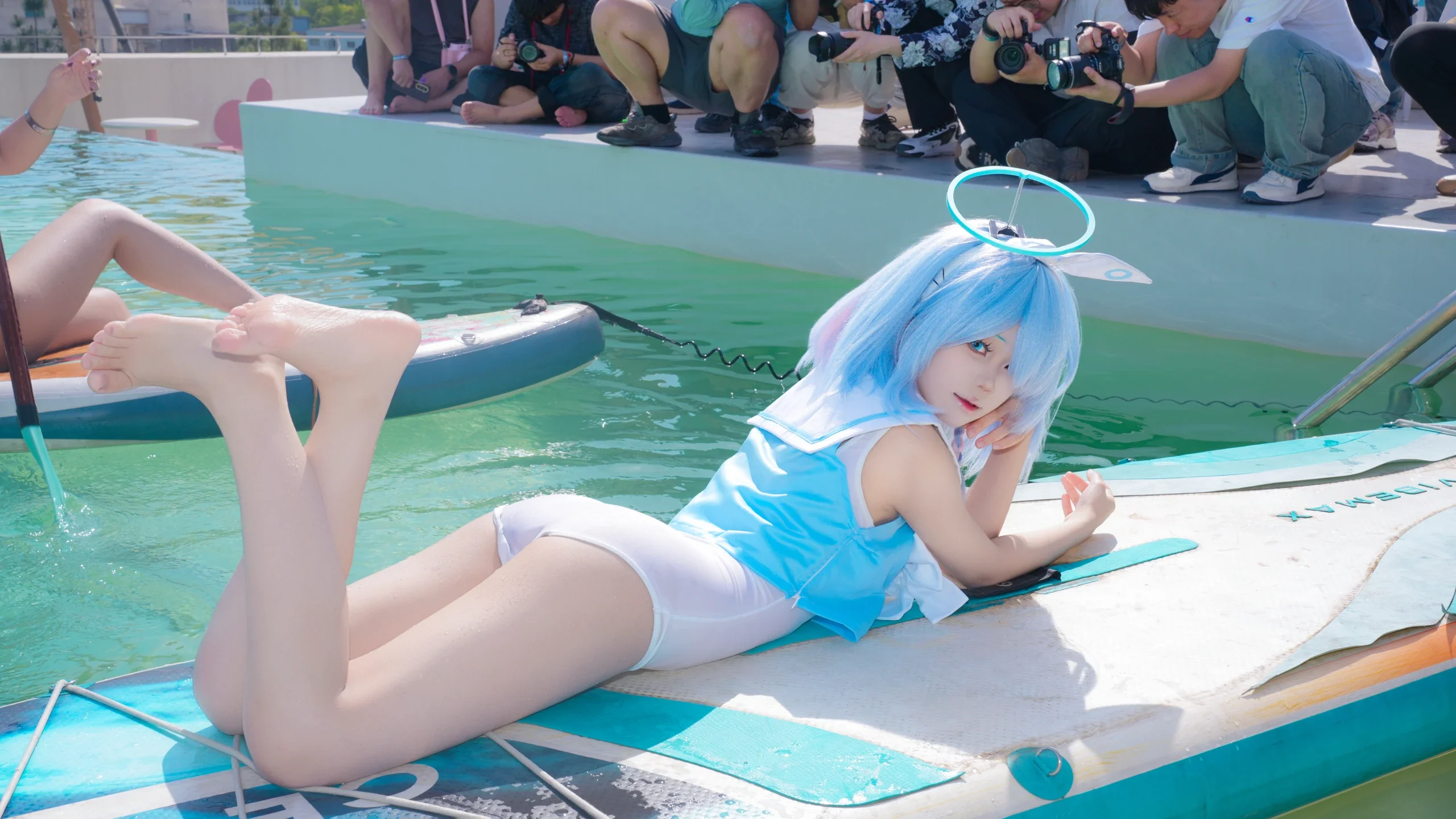 阿羅娜cos，暢遊在蔚藍檔案的清涼夏日裡 - 第 1 張