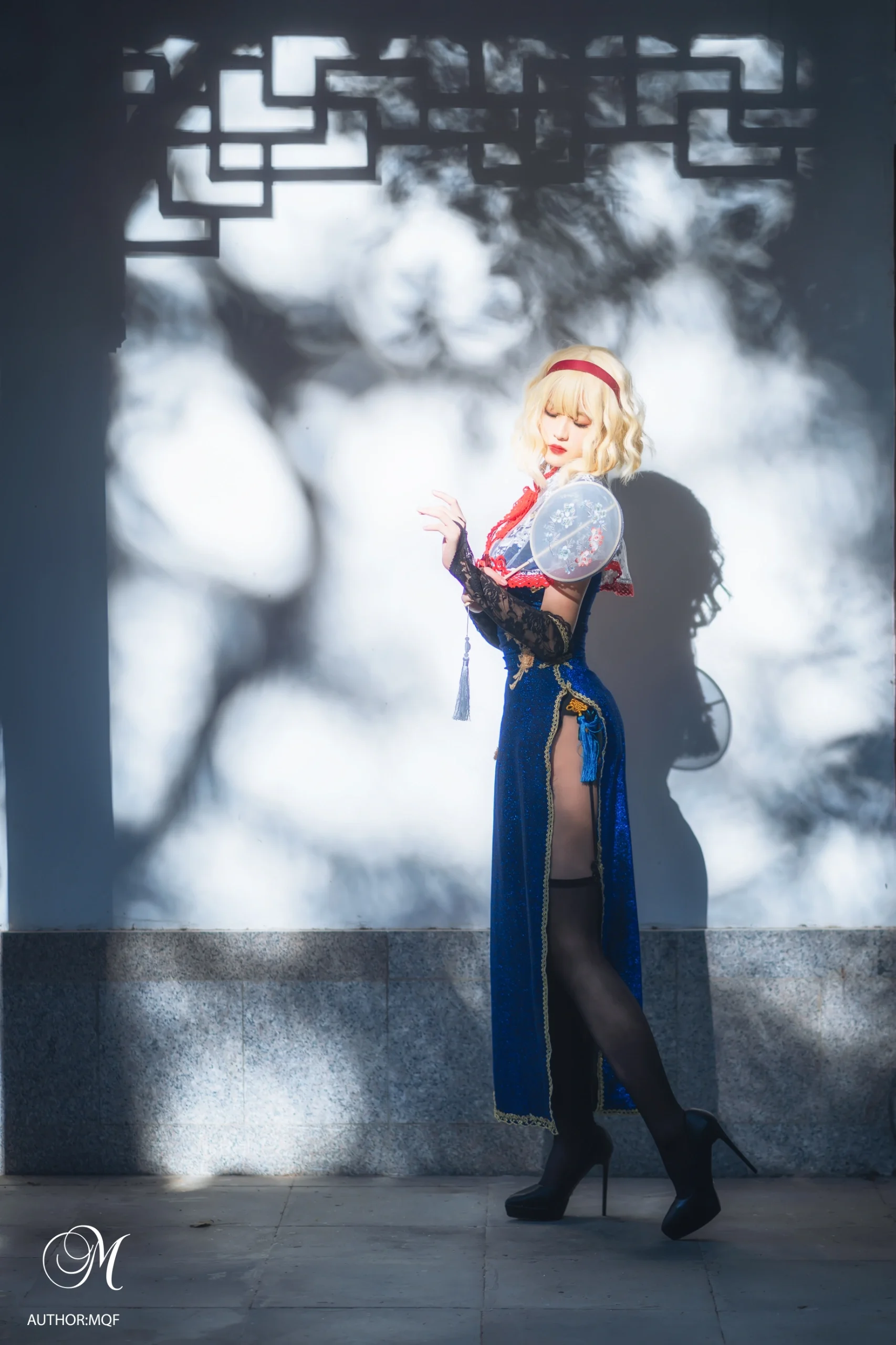 【愛麗絲cos】東方Project旗袍，中式園林裡的童話感 - 第 1 張