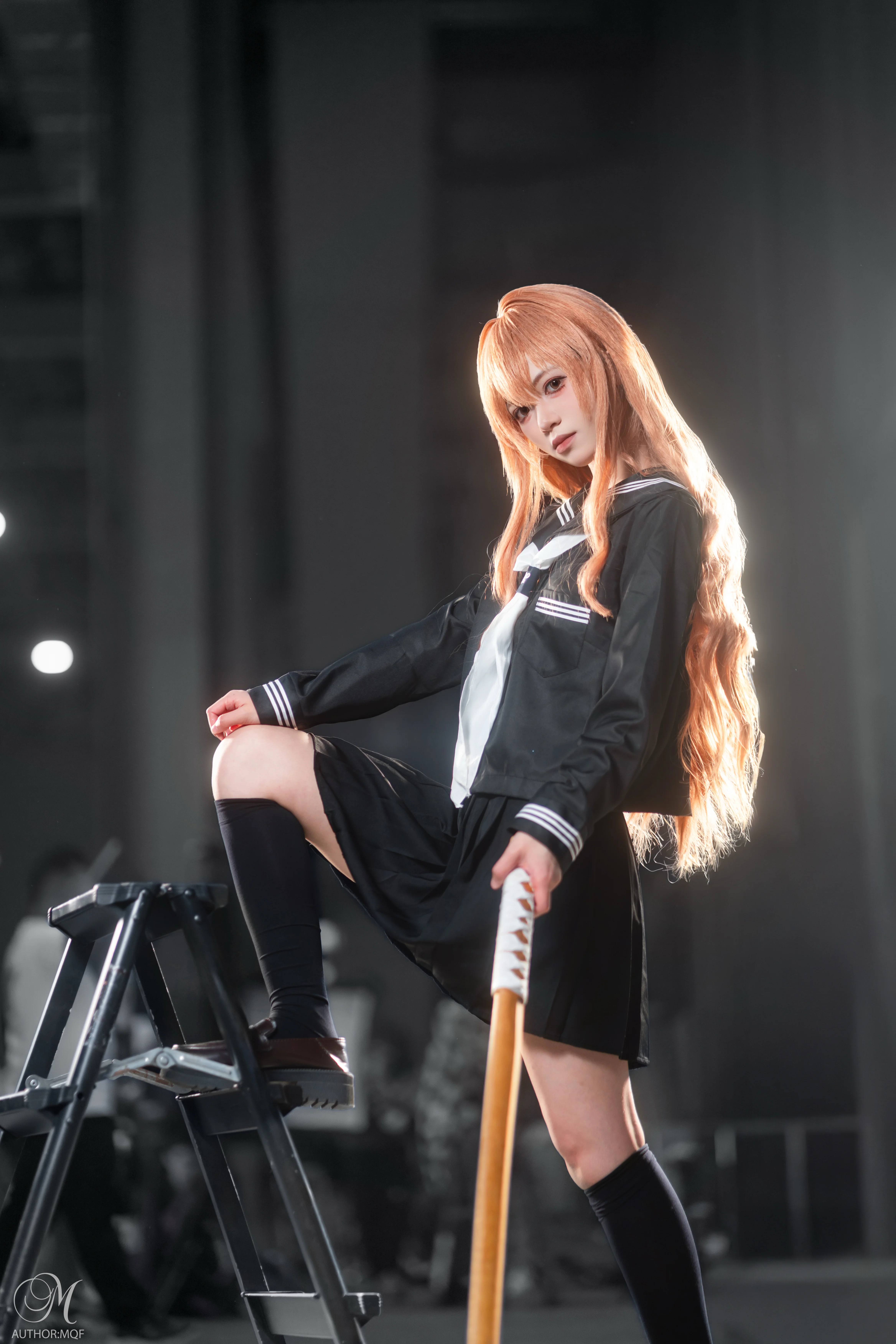 【逢坂大河cos】龙与虎经典黑水手服搭配木刀，漫展场照来啦 - 第 4 张