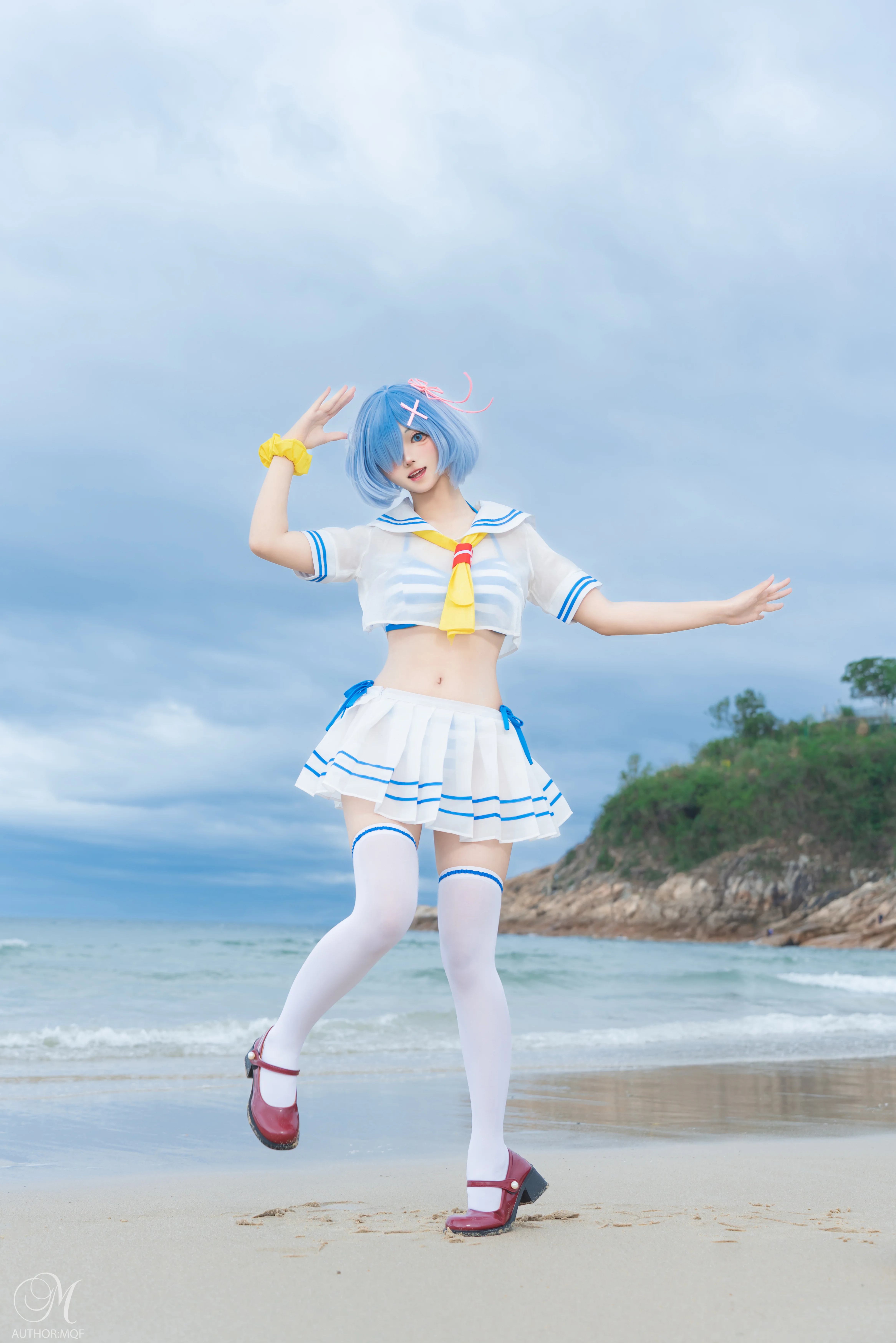 【レム コスプレ】『Re:ゼロから始める異世界生活』初春のビーチで爽やか撮影 - 4 枚目