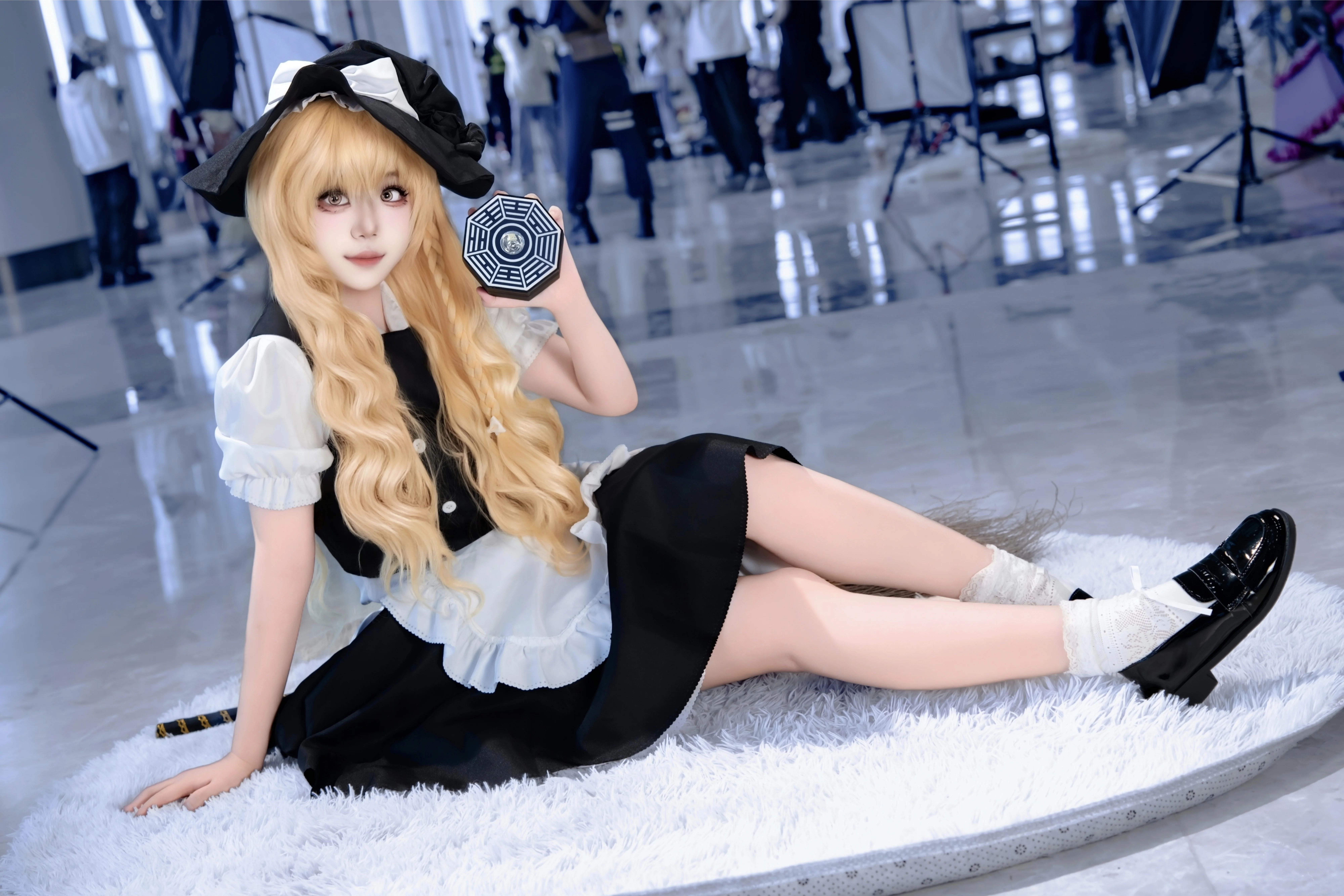 【霧雨魔理沙コスプレ】魔法使いのほうきと八卦炉、今日も私はbaka - 1 枚目