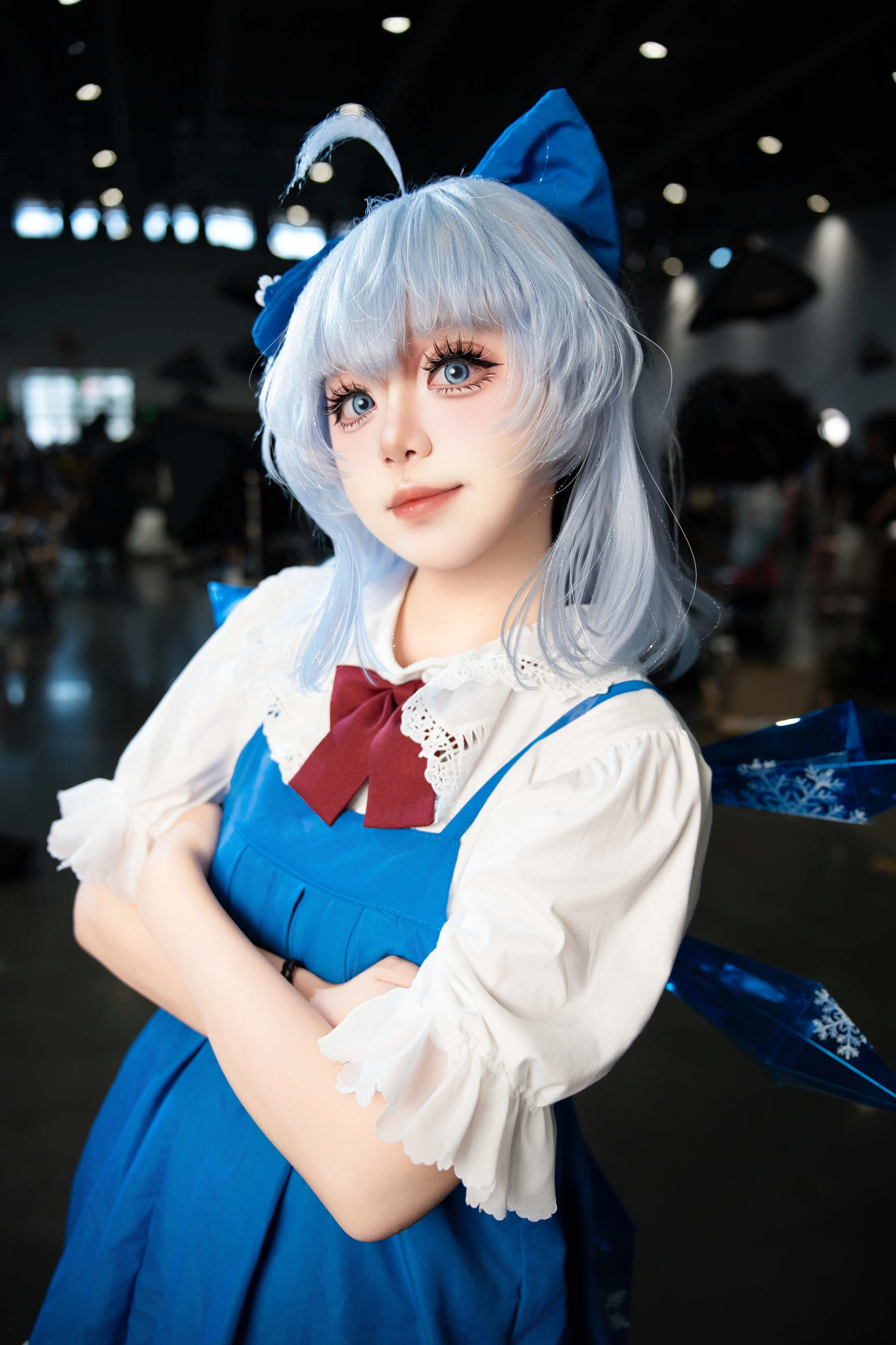 【チルノのコスプレ】幻想郷最強の氷の妖精、厦門アニメイベントでの日常 - 1 枚目