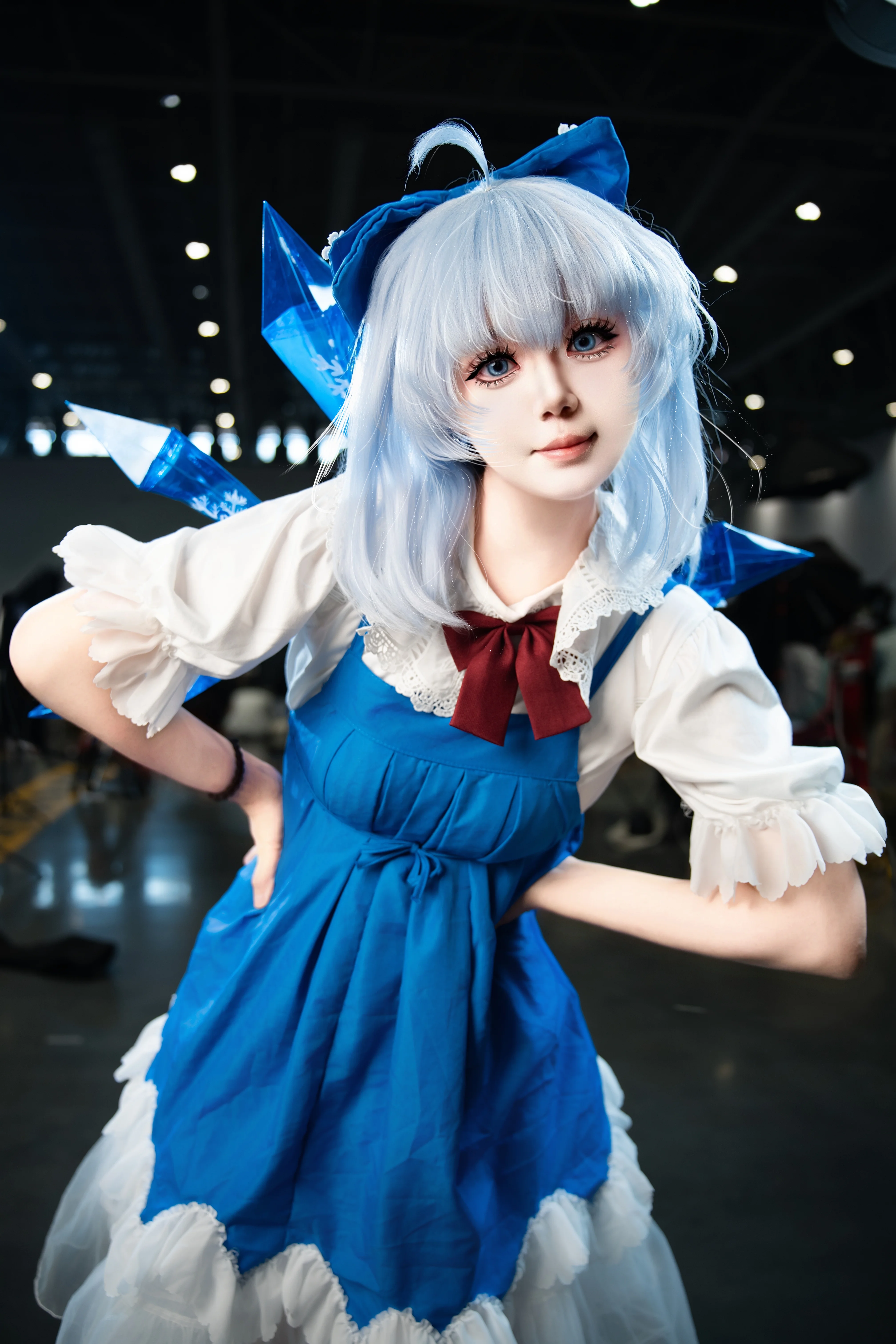 【チルノのコスプレ】幻想郷最強の氷の妖精、厦門アニメイベントでの日常 - 3 枚目