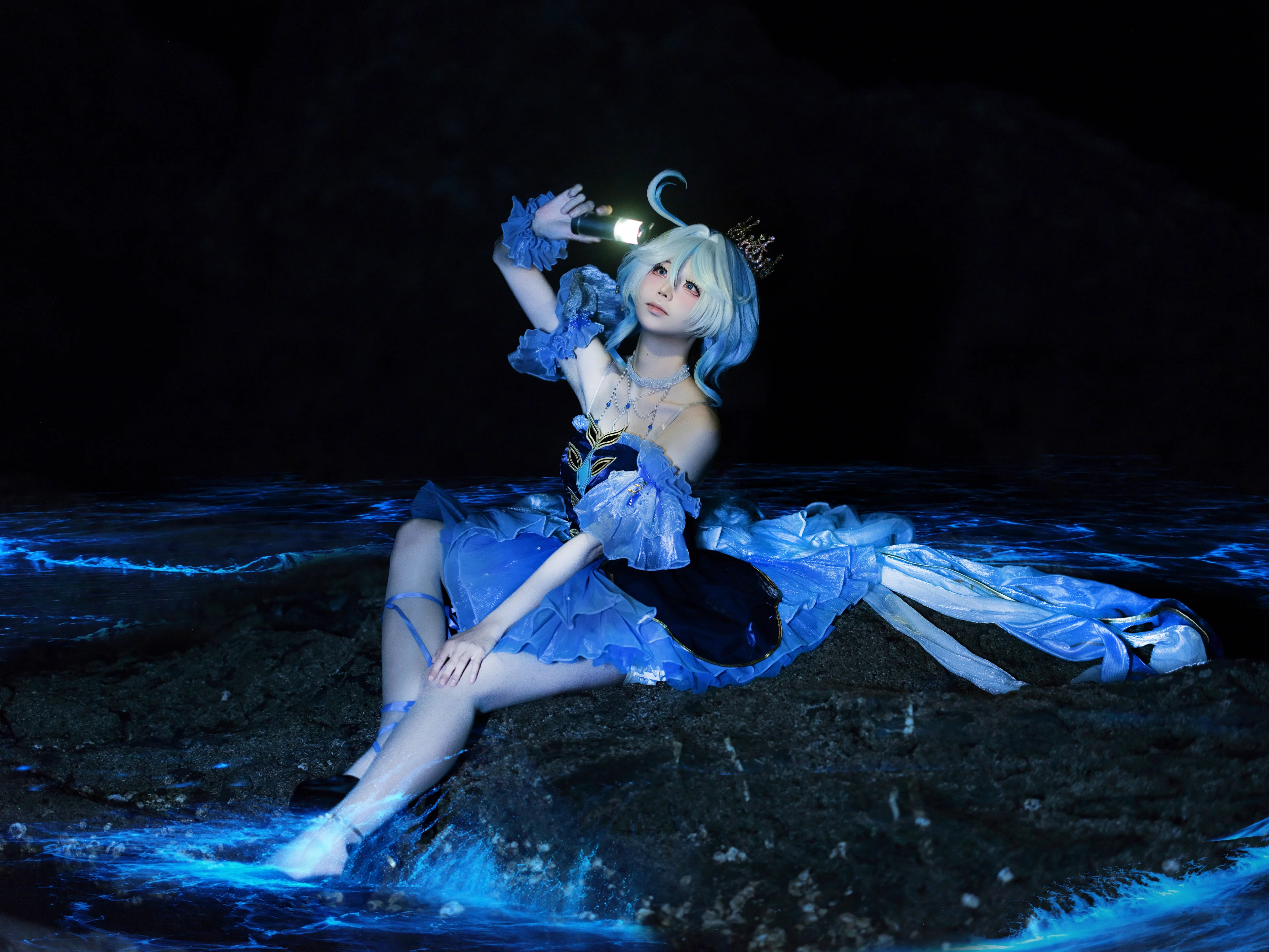 【芙寧娜cos】原神私設鈴蘭舞曲，夜海熒光中的靜謐 - 第 2 張