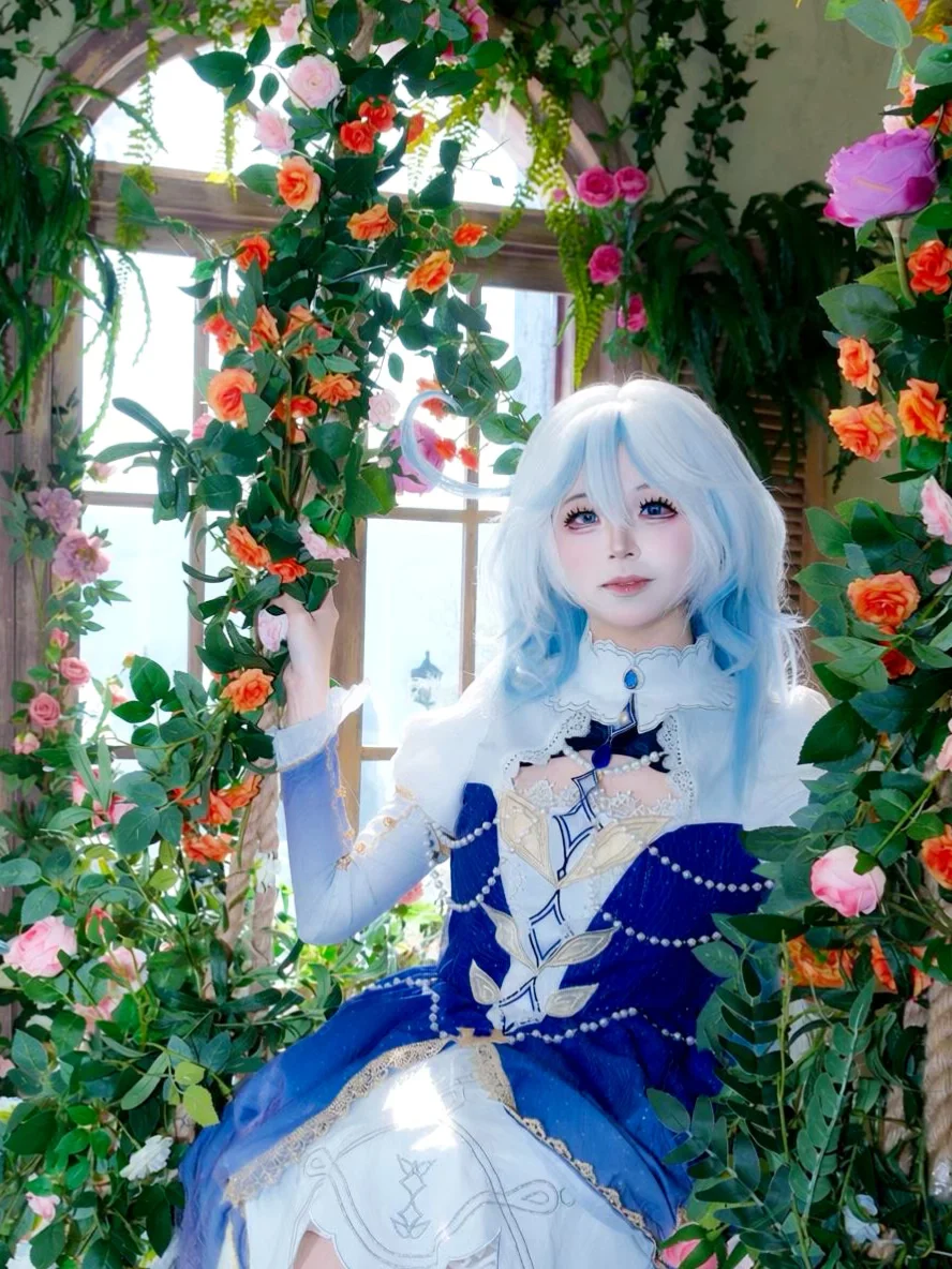 [Furina cosplay] Blue Waltz in the Greenhouse - Image 2
